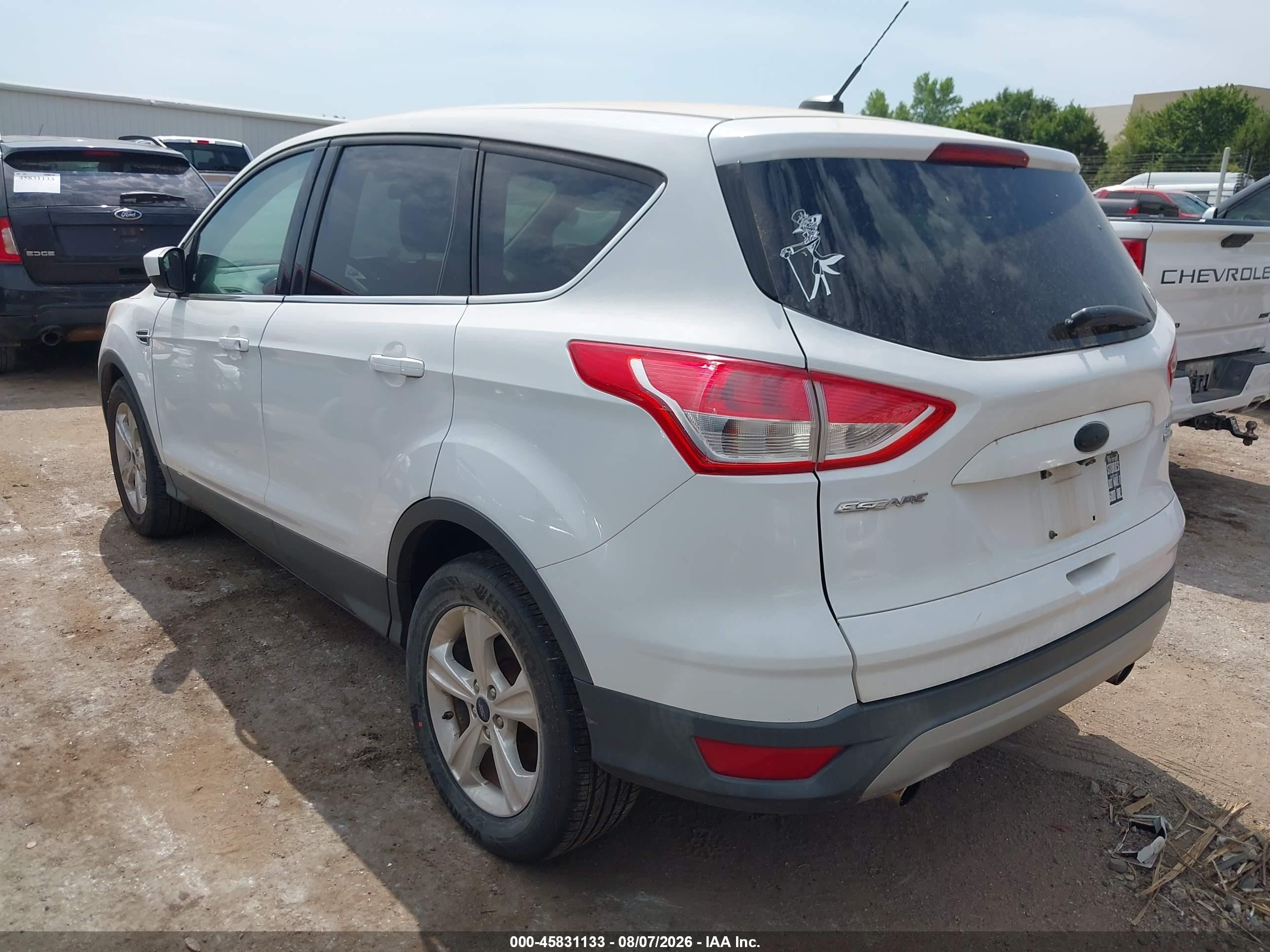 2015 Ford Escape Se White vin: 1FMCU9GX0FUC13326
