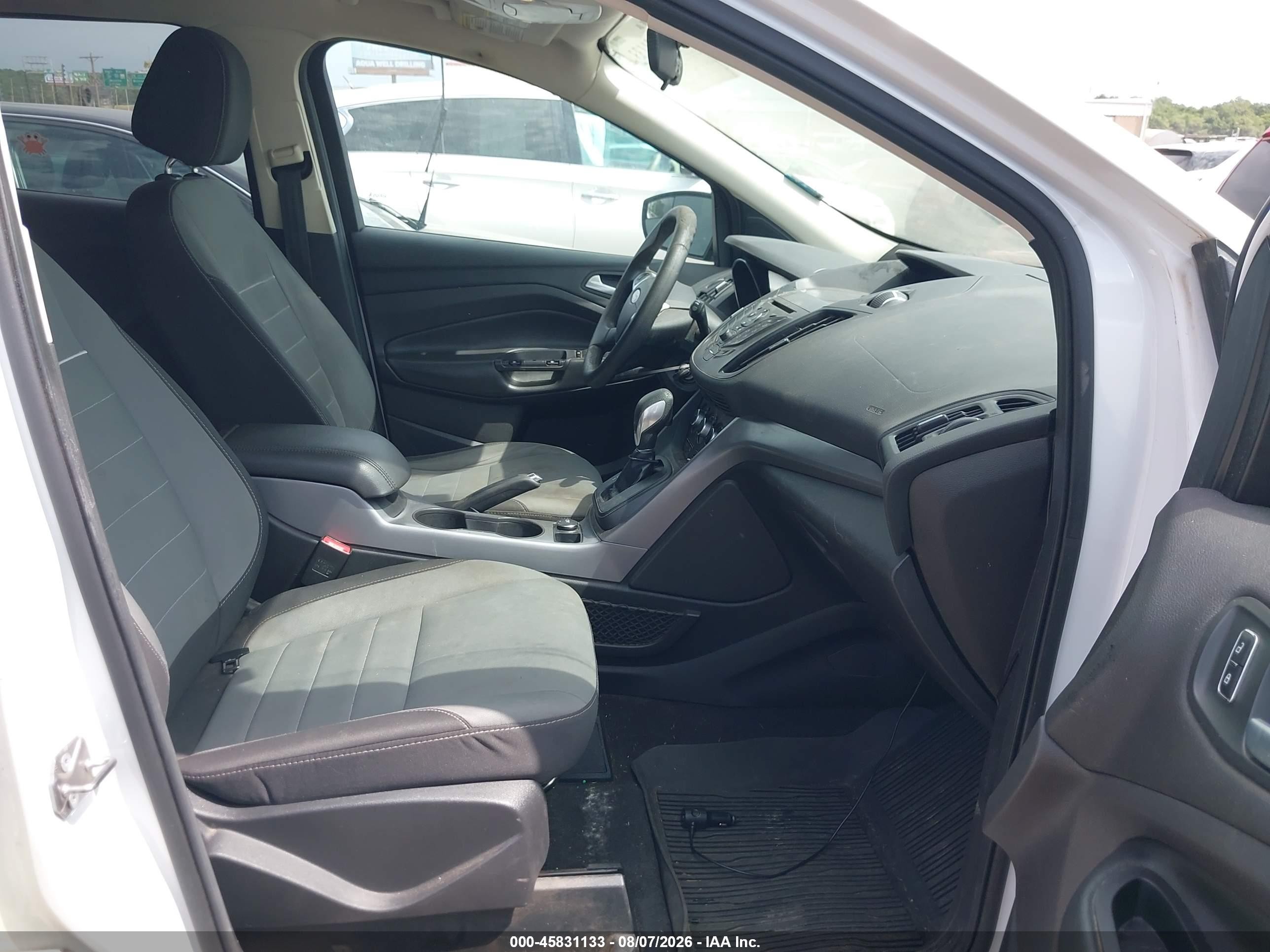 2015 Ford Escape Se White vin: 1FMCU9GX0FUC13326