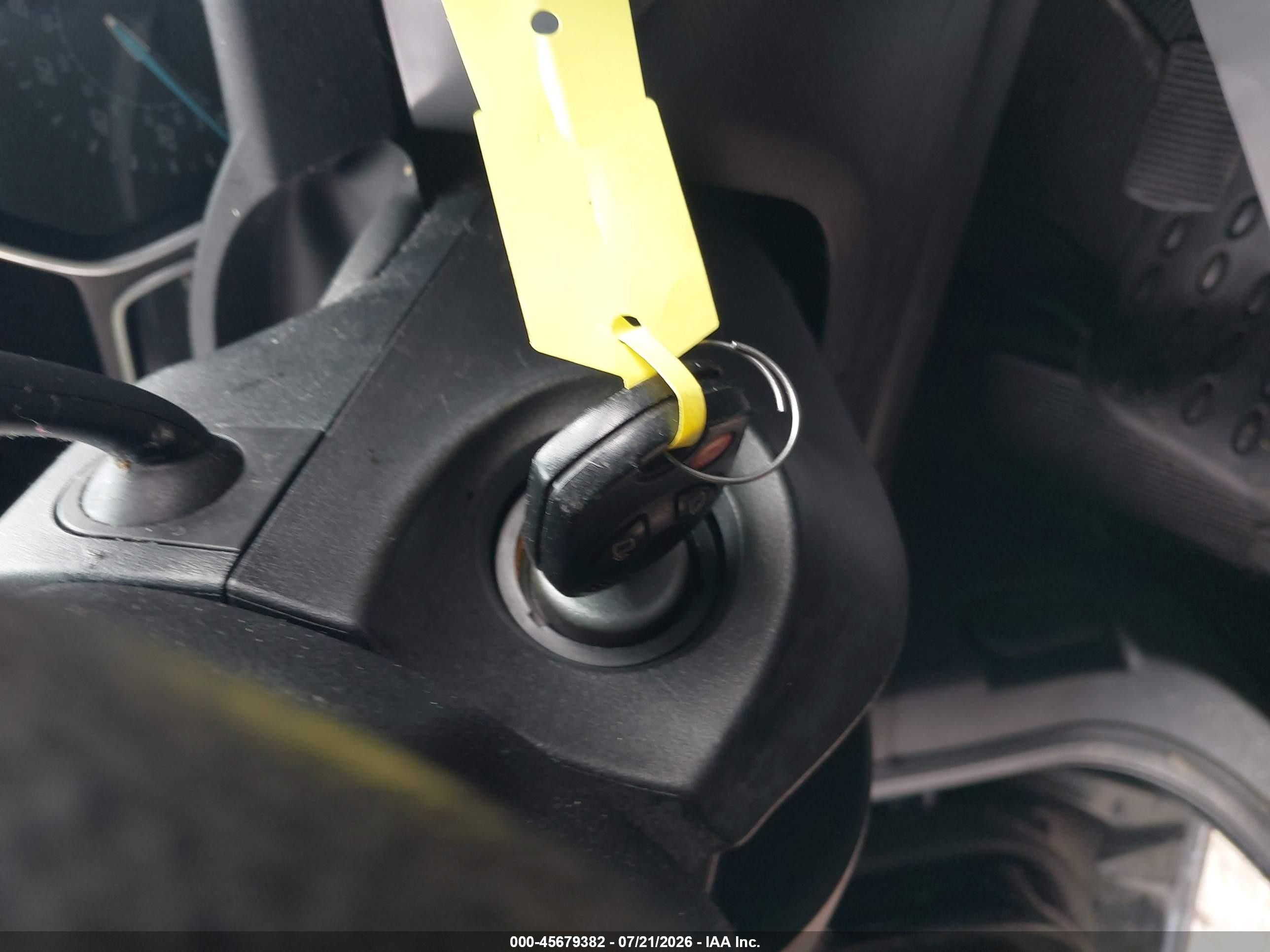2016 Ford Escape Se Черный vin: 1FMCU9GX0GUC04143