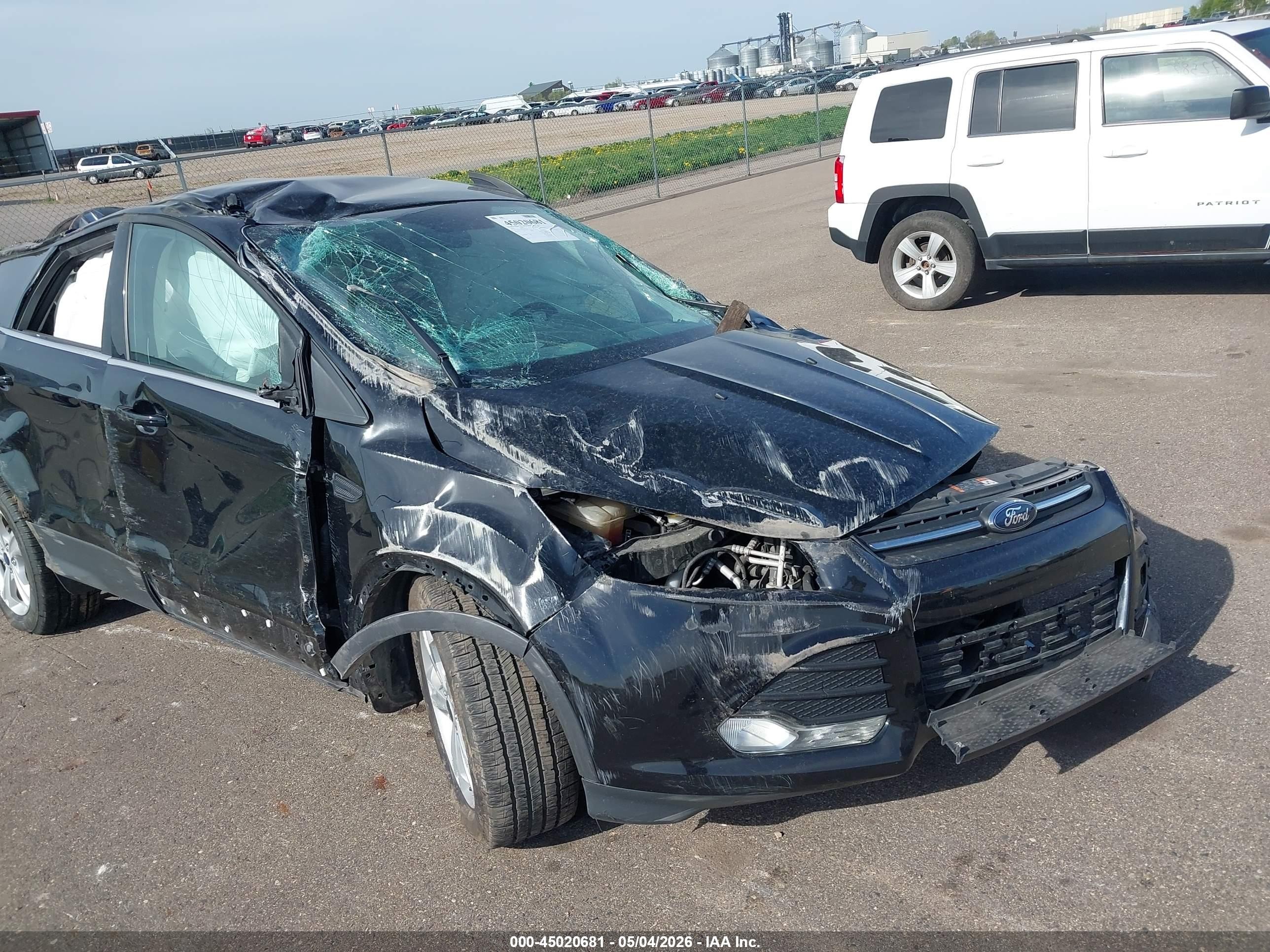 2016 Ford Escape Se Black vin: 1FMCU9GX0GUC77562