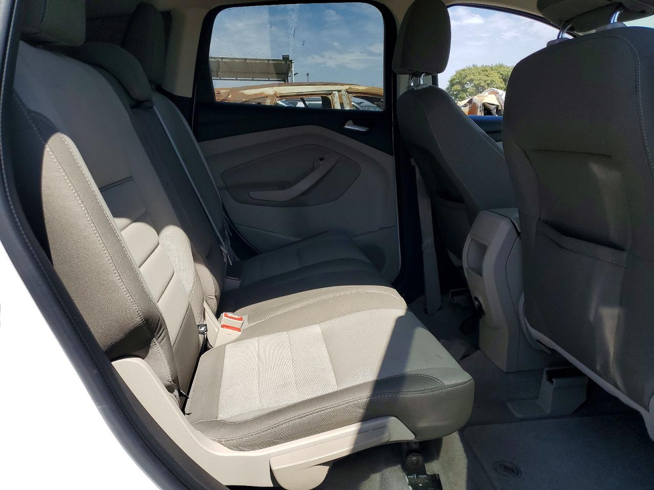 2013 Ford Escape Se White vin: 1FMCU9GX1DUA42583