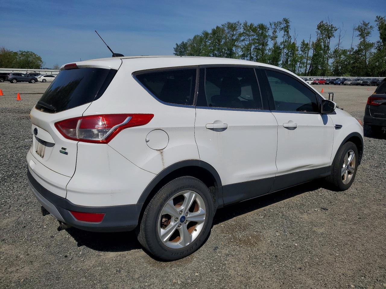 2013 Ford Escape Se White vin: 1FMCU9GX1DUB56356