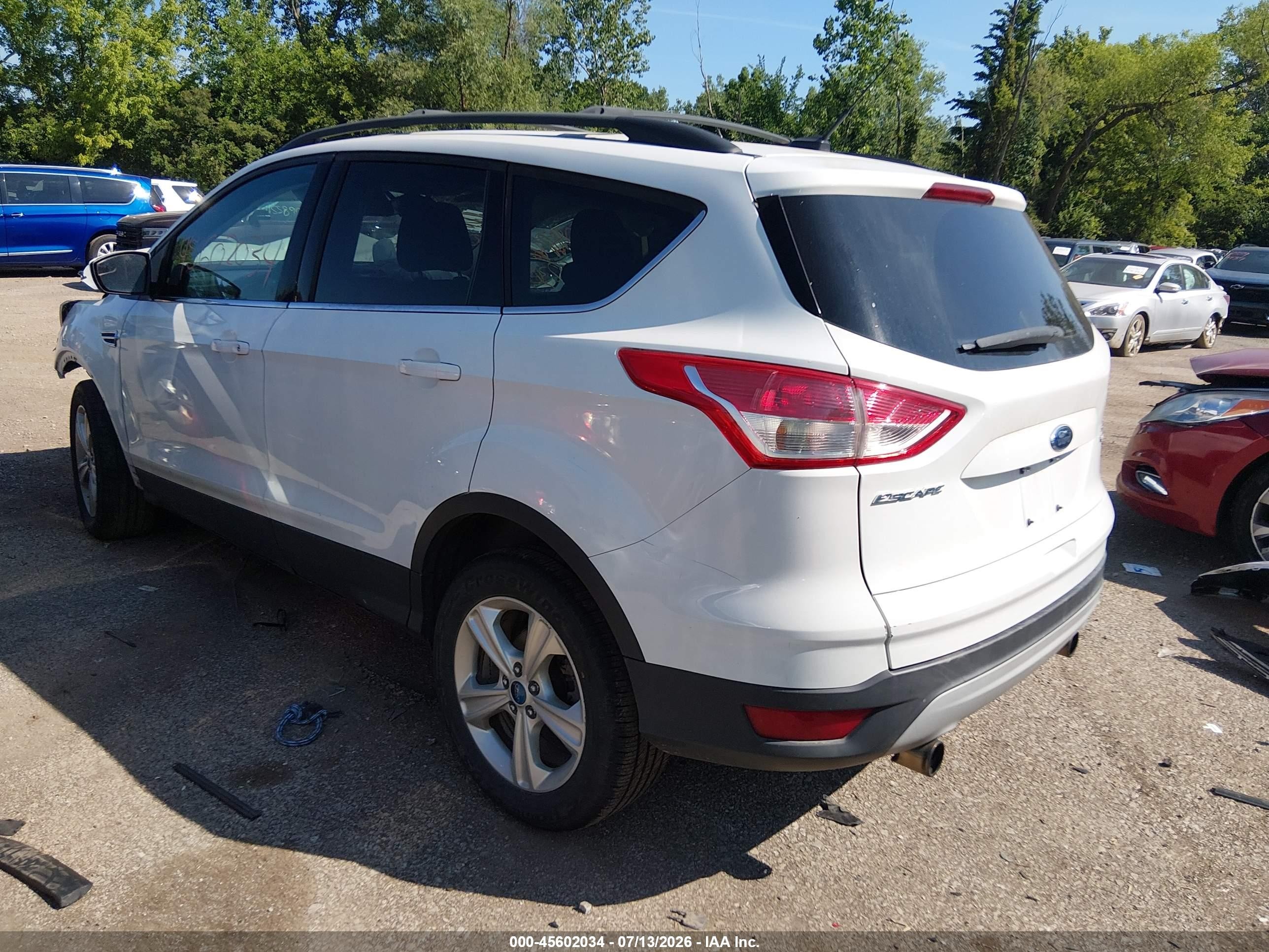 2013 Ford Escape Se Белый vin: 1FMCU9GX1DUB59368