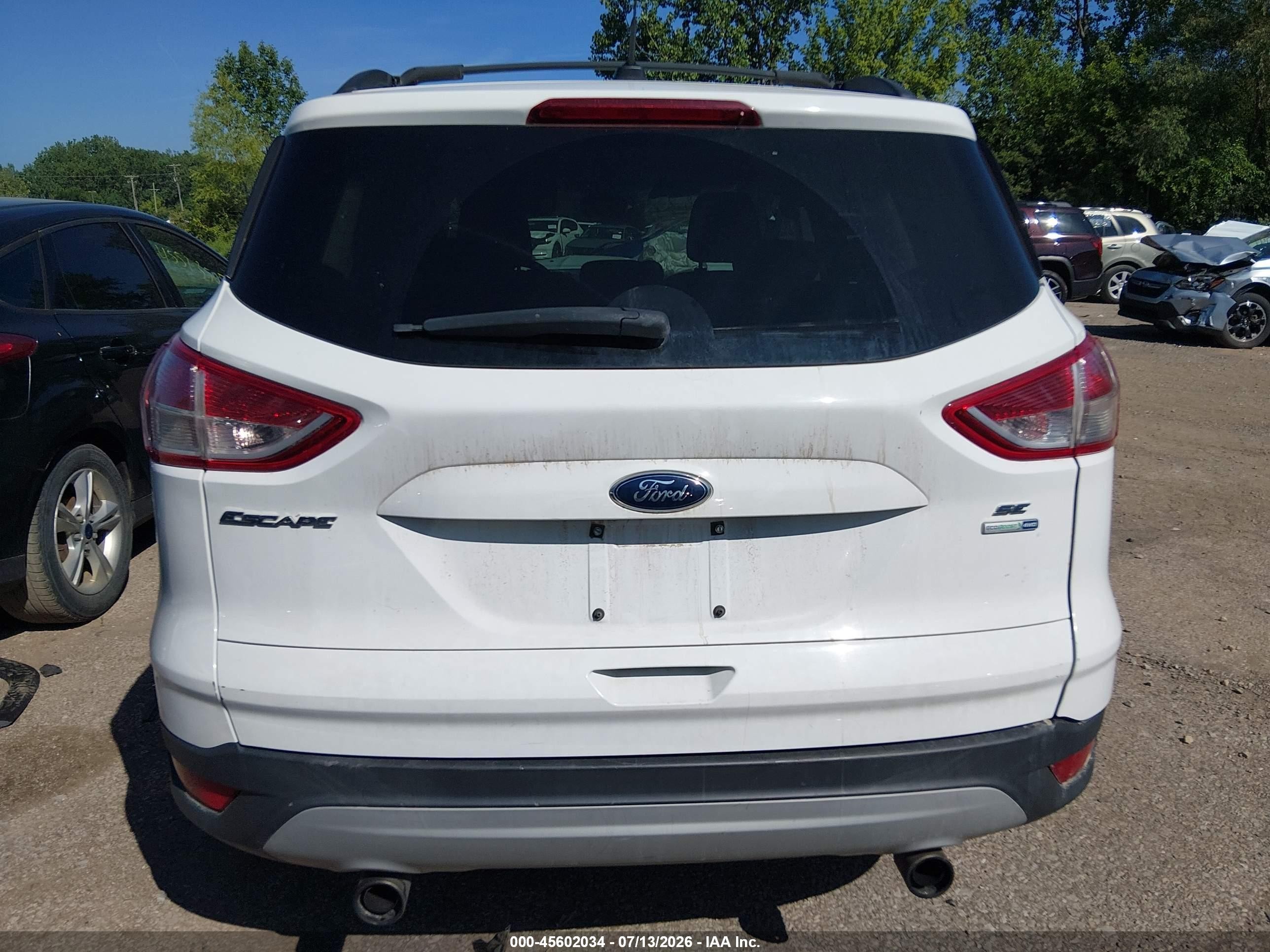 2013 Ford Escape Se Белый vin: 1FMCU9GX1DUB59368