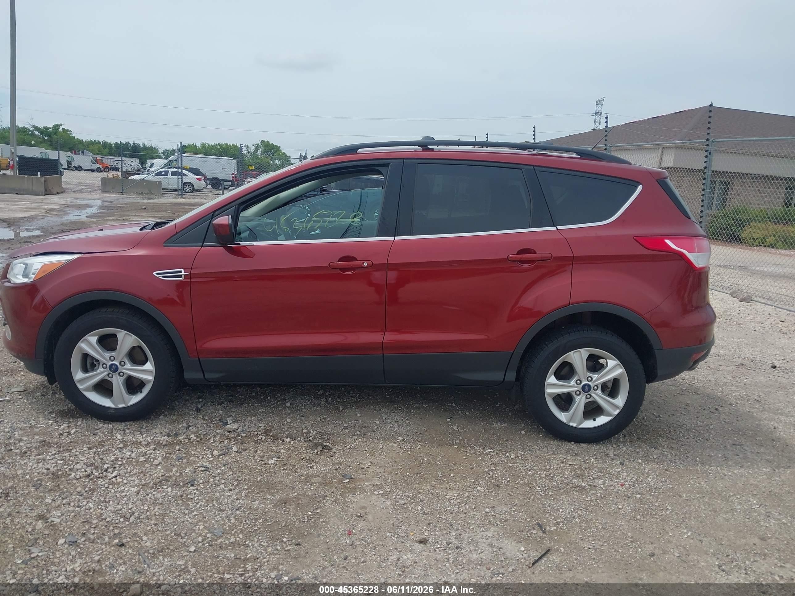2014 Ford Escape Se Red vin: 1FMCU9GX1EUA90473
