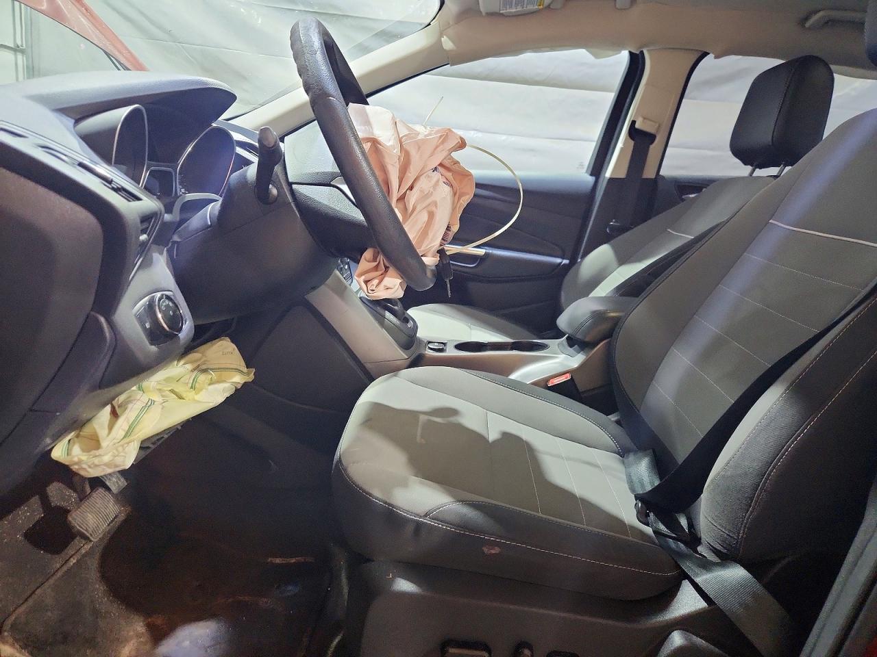 2014 Ford Escape Se Red vin: 1FMCU9GX1EUC80371