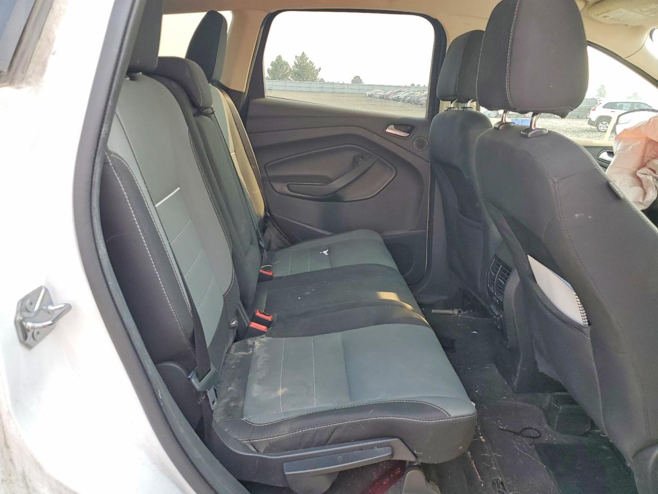 2014 Ford Escape Se White vin: 1FMCU9GX1EUE41592