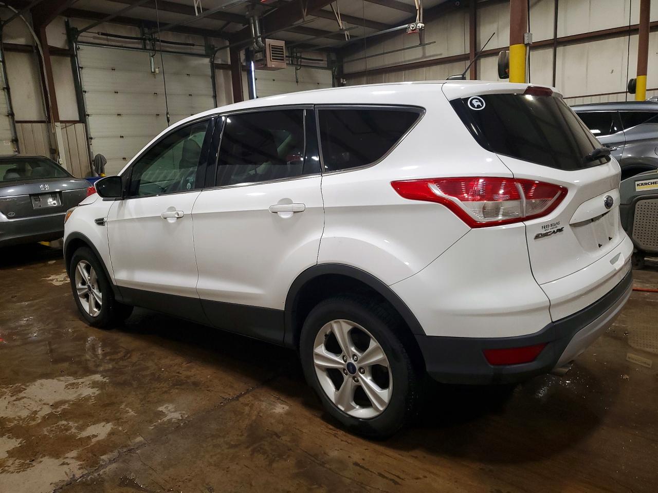 2015 Ford Escape Se Белый vin: 1FMCU9GX1FUA21638