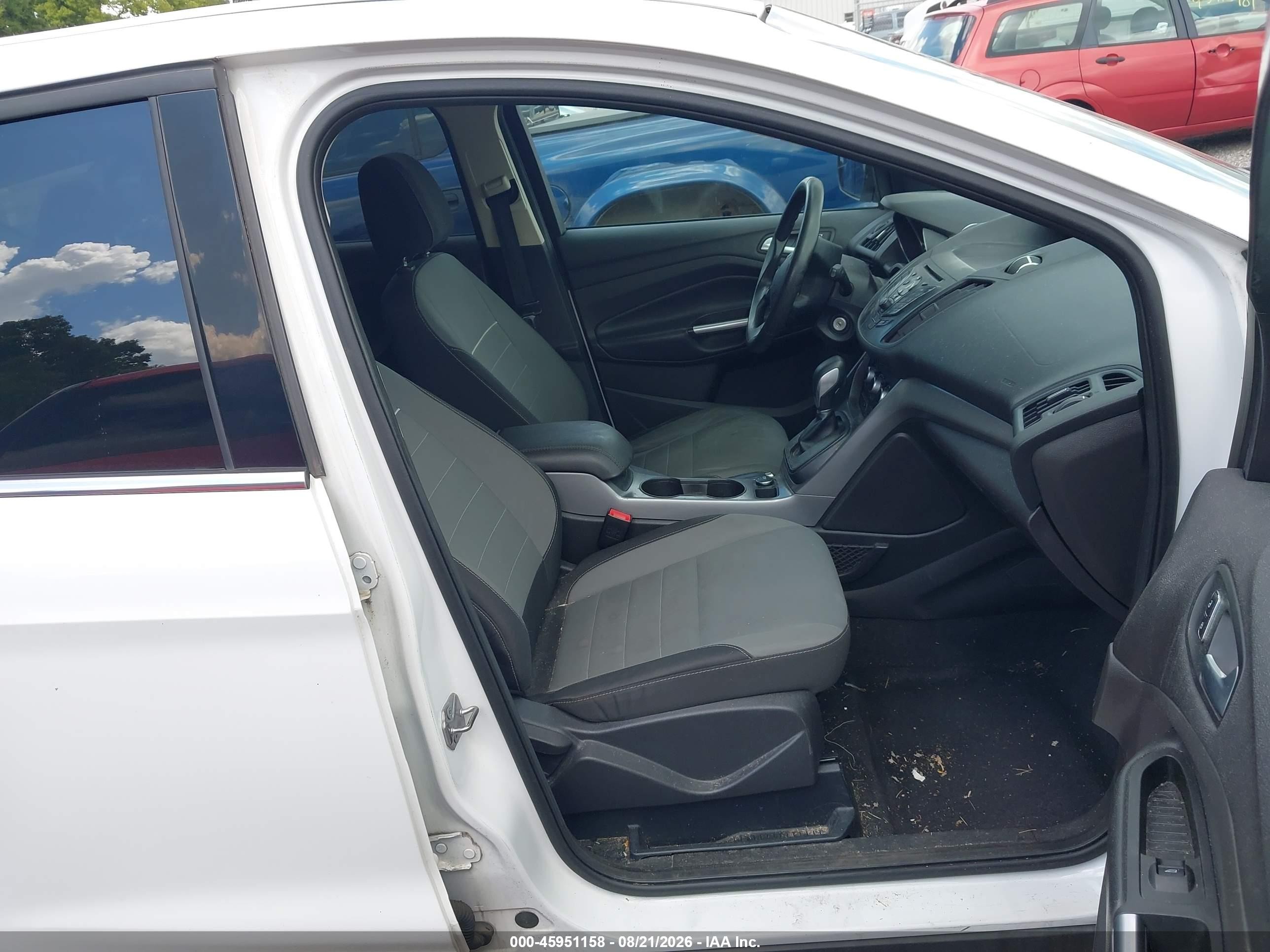 2015 Ford Escape Se White vin: 1FMCU9GX1FUA82469