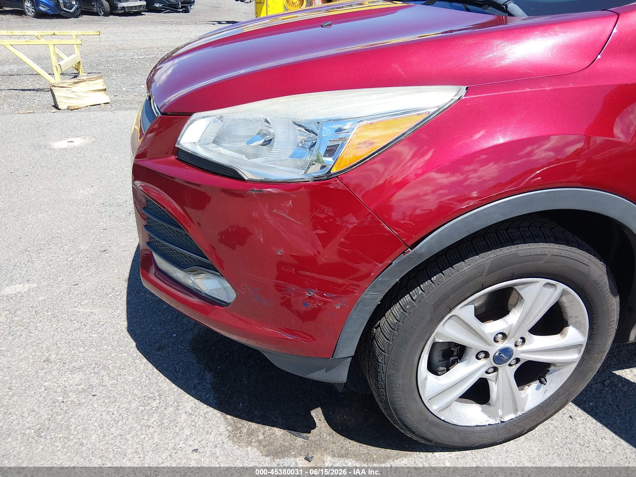 2015 Ford Escape Se Maroon vin: 1FMCU9GX1FUA96808