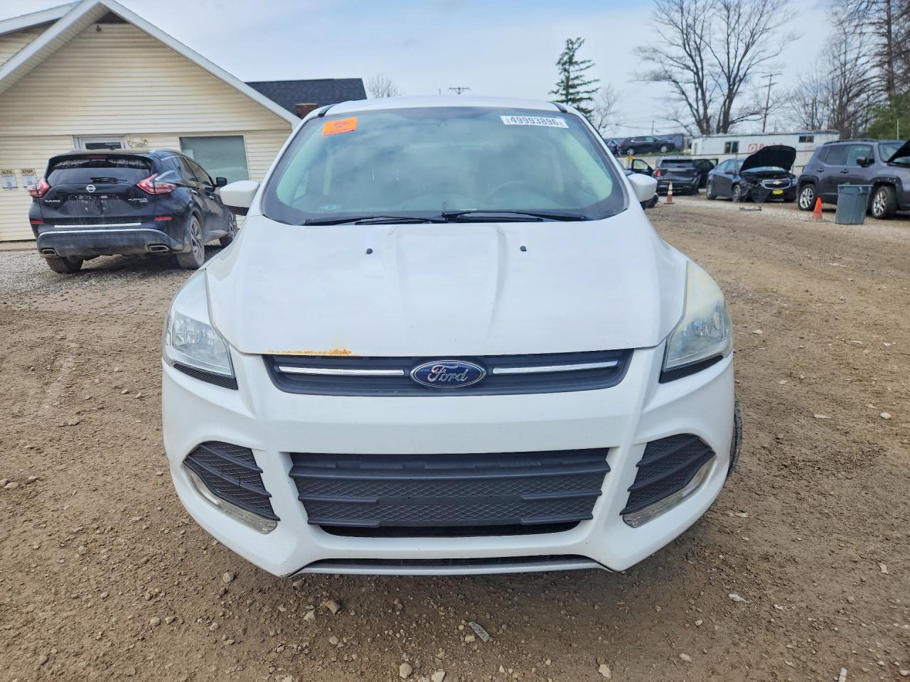 2015 Ford Escape White vin: 1FMCU9GX1FUB17592