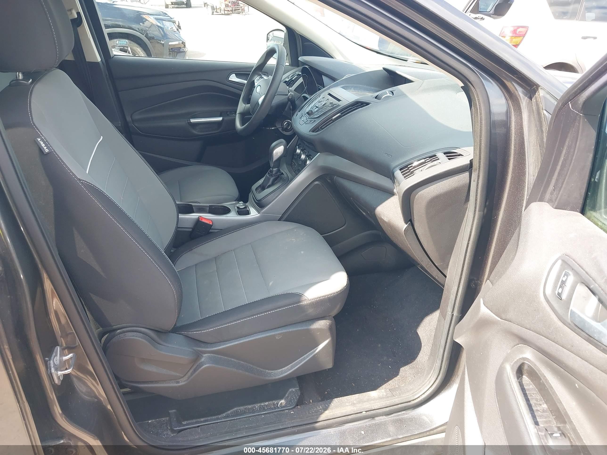 2015 Ford Escape Se Gray vin: 1FMCU9GX1FUB79235