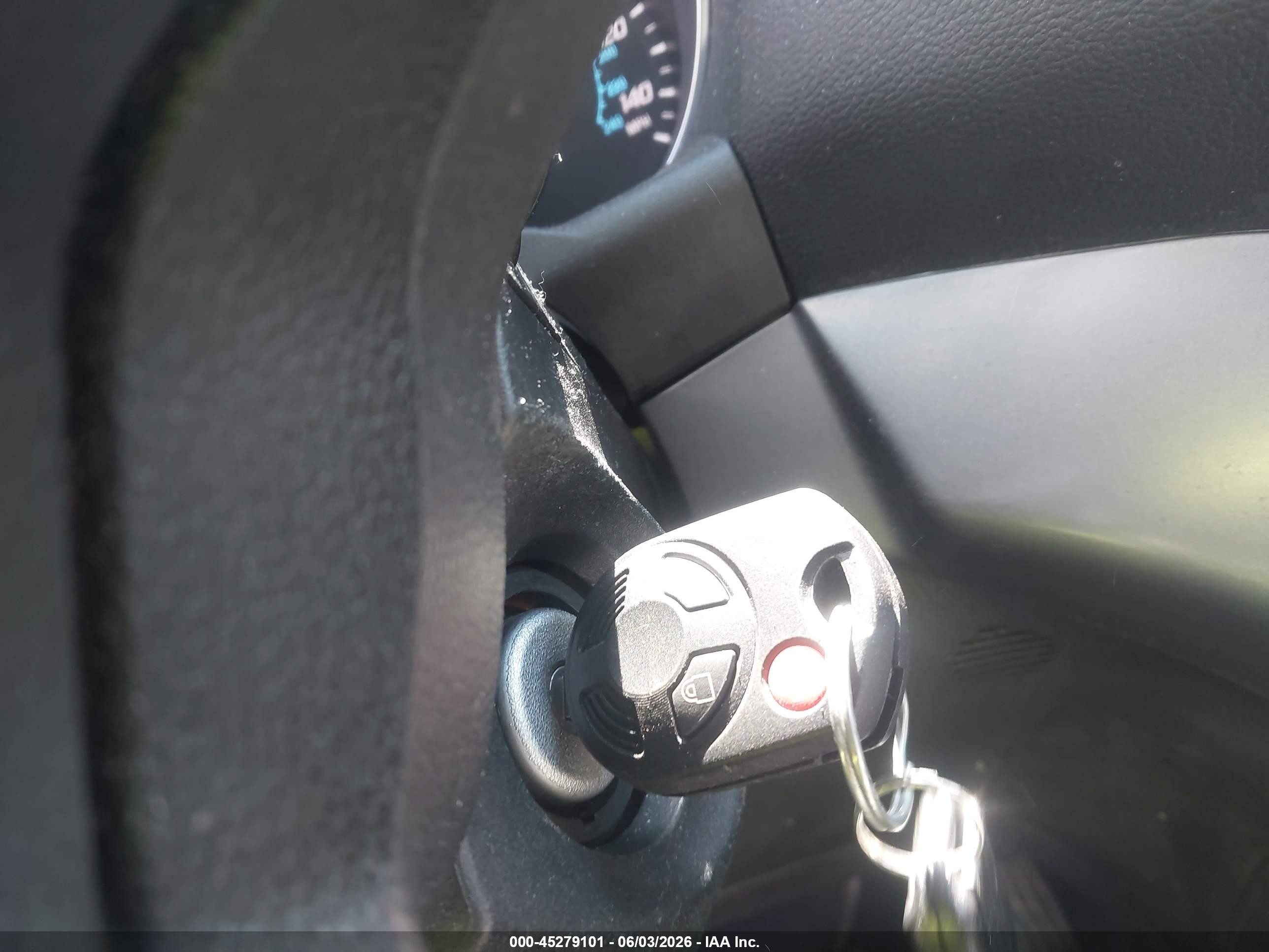 2015 Ford Escape Se Синий vin: 1FMCU9GX1FUC75964