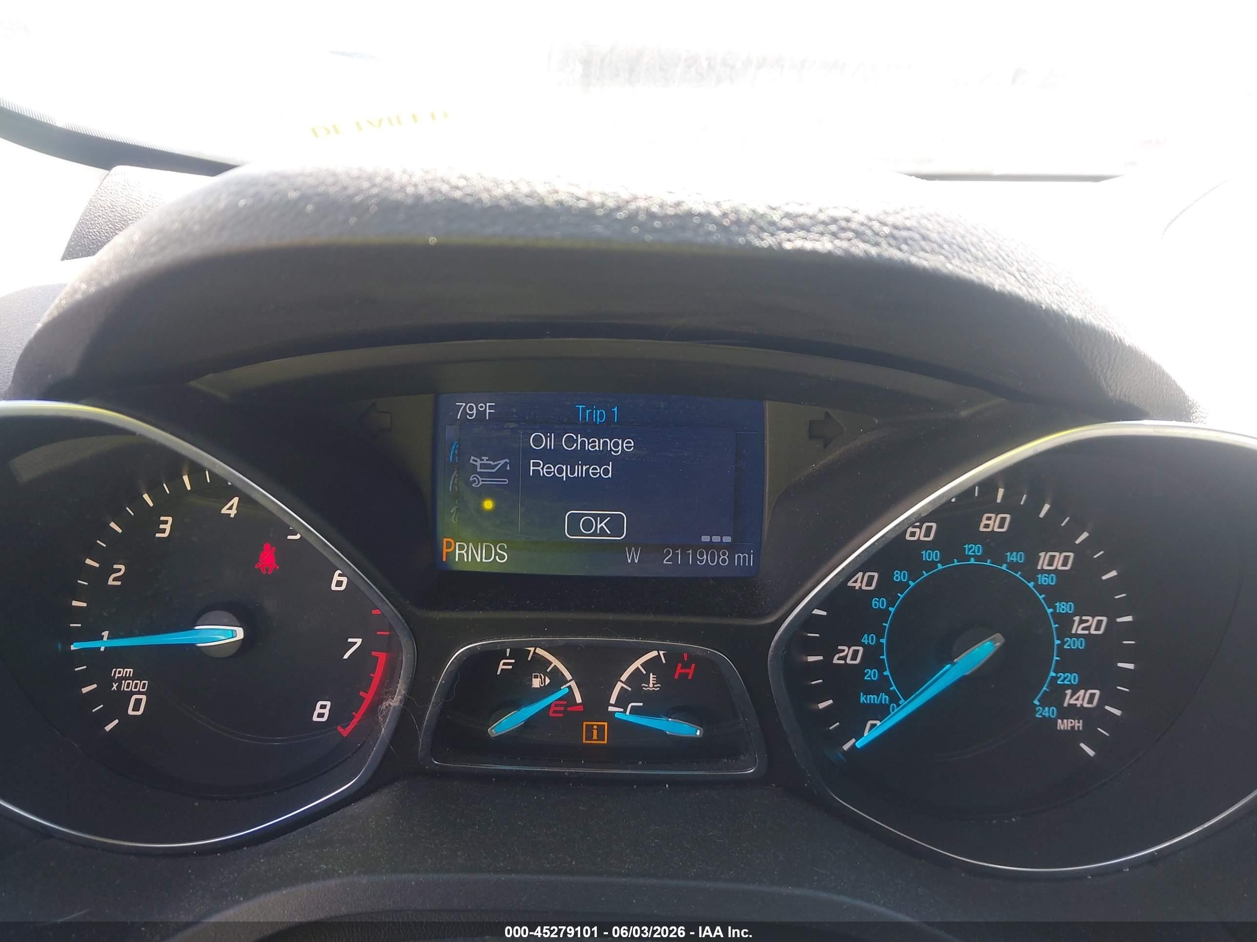 2015 Ford Escape Se Синий vin: 1FMCU9GX1FUC75964