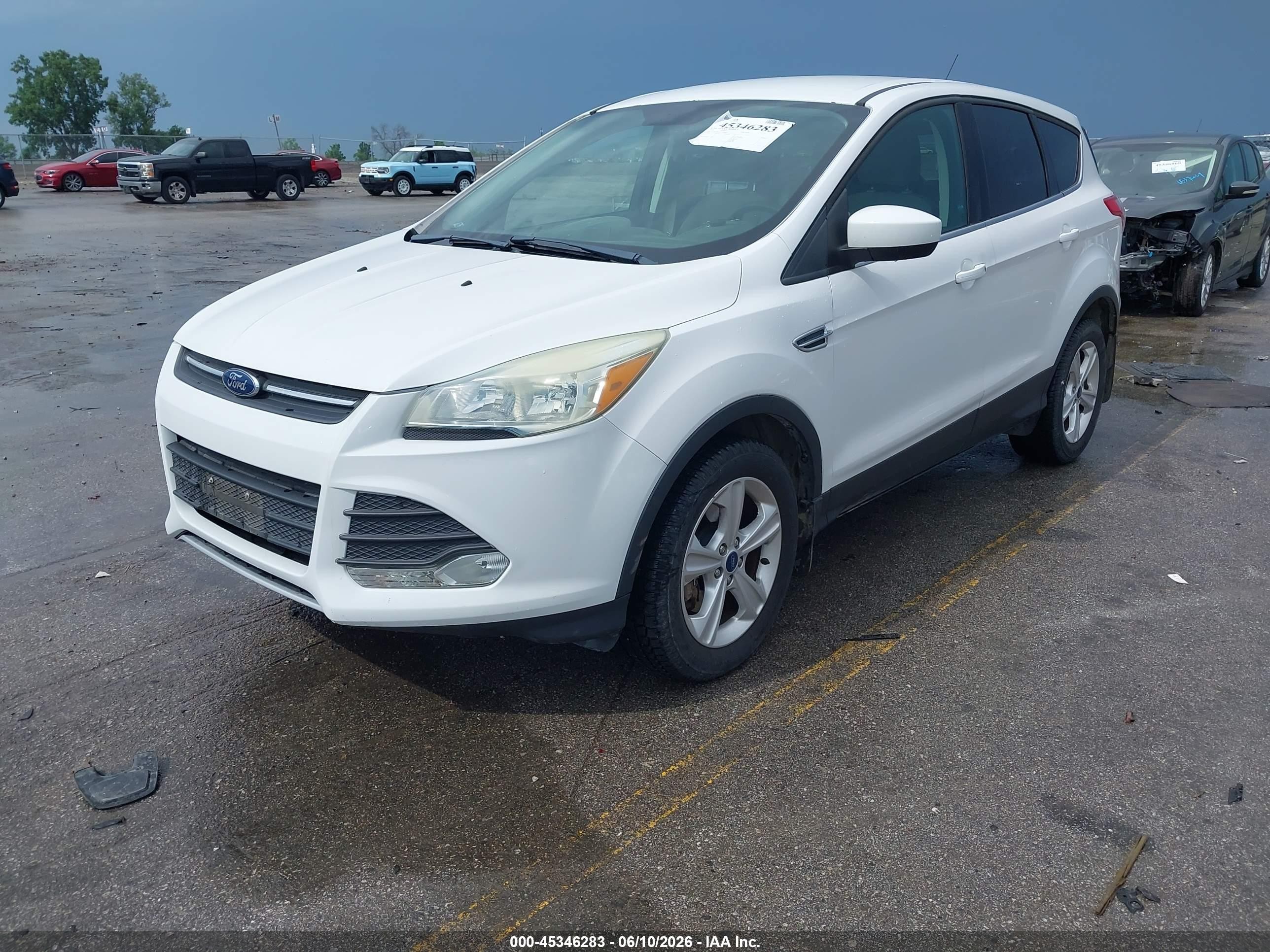 2016 Ford Escape Se White vin: 1FMCU9GX1GUB08943