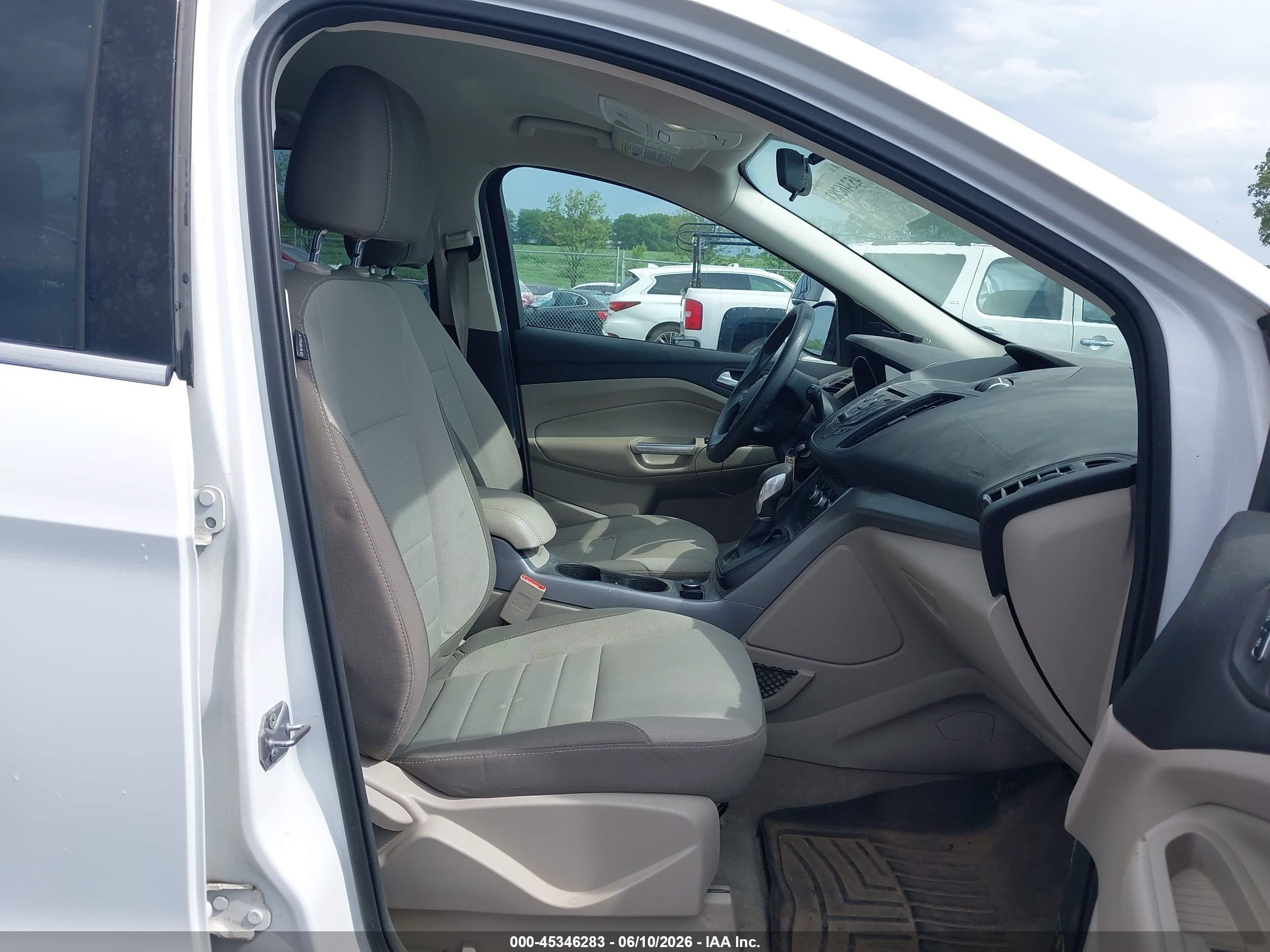 2016 Ford Escape Se White vin: 1FMCU9GX1GUB08943