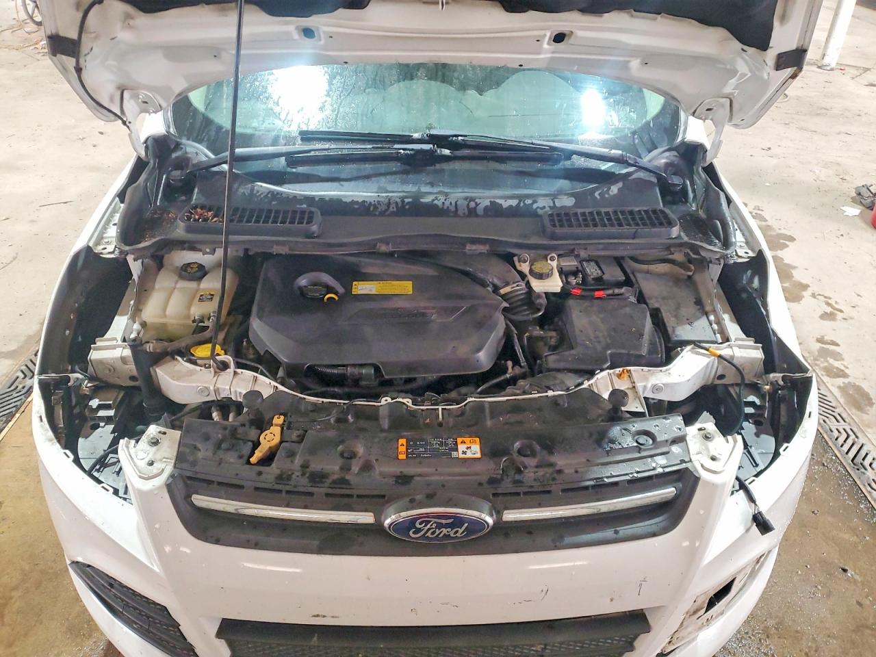 2013 Ford Escape Se White vin: 1FMCU9GX2DUA98225