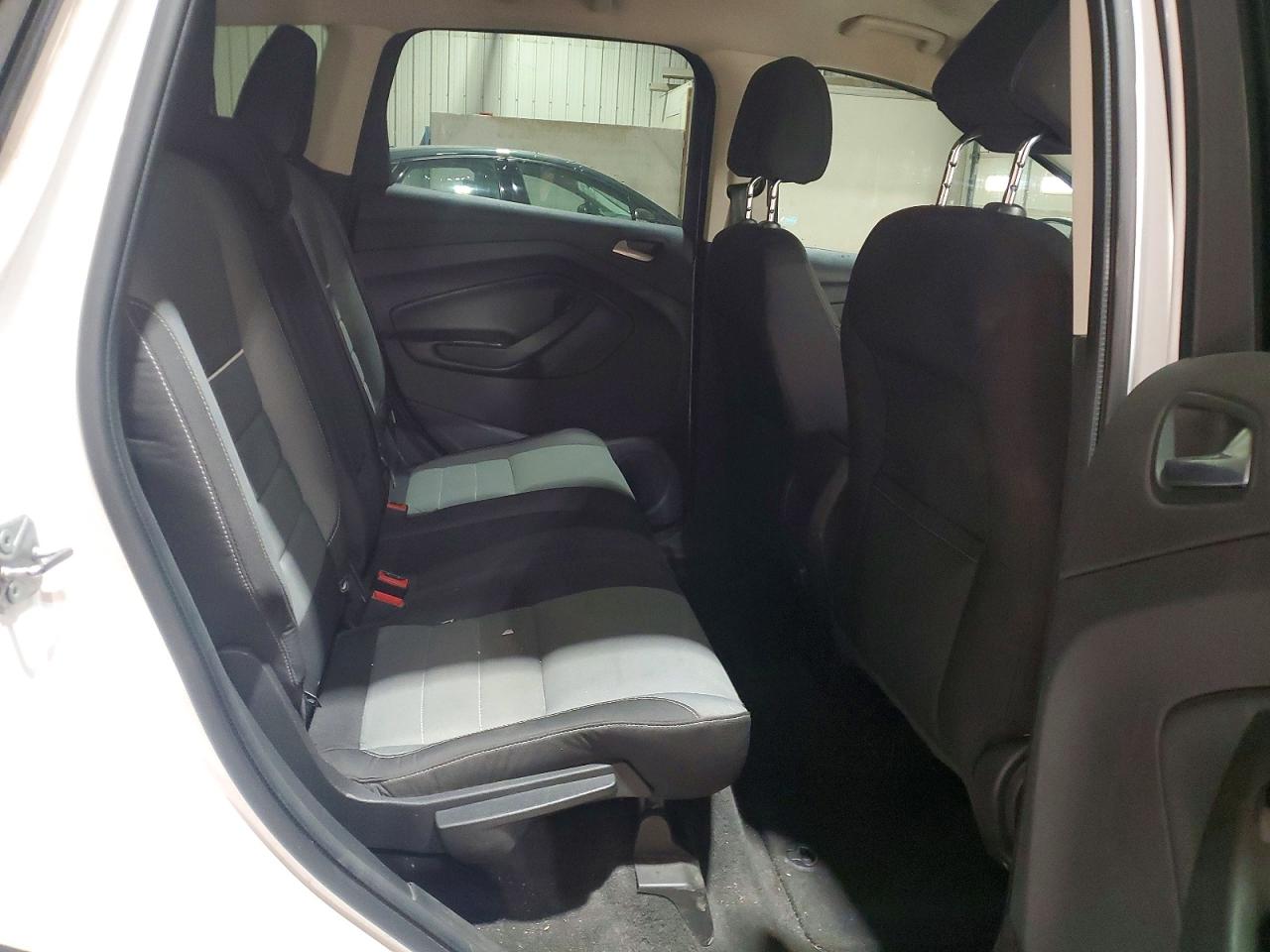 2013 Ford Escape Se White vin: 1FMCU9GX2DUA98225
