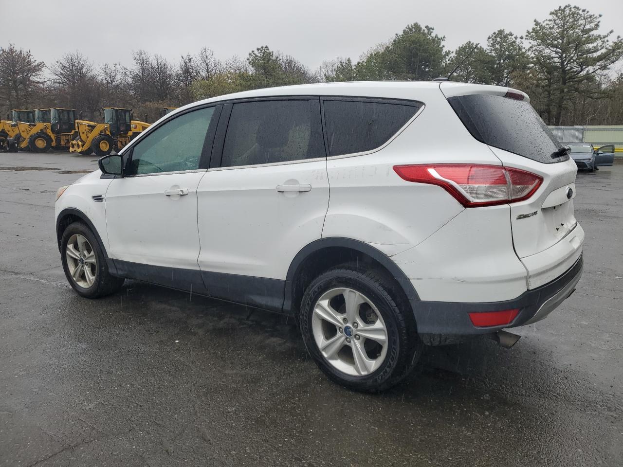 2013 Ford Escape Se White vin: 1FMCU9GX2DUD71874 Damage: Left Qtr Panel, Dent(S) W/ Paint Dmg, 4 To 5 Inches