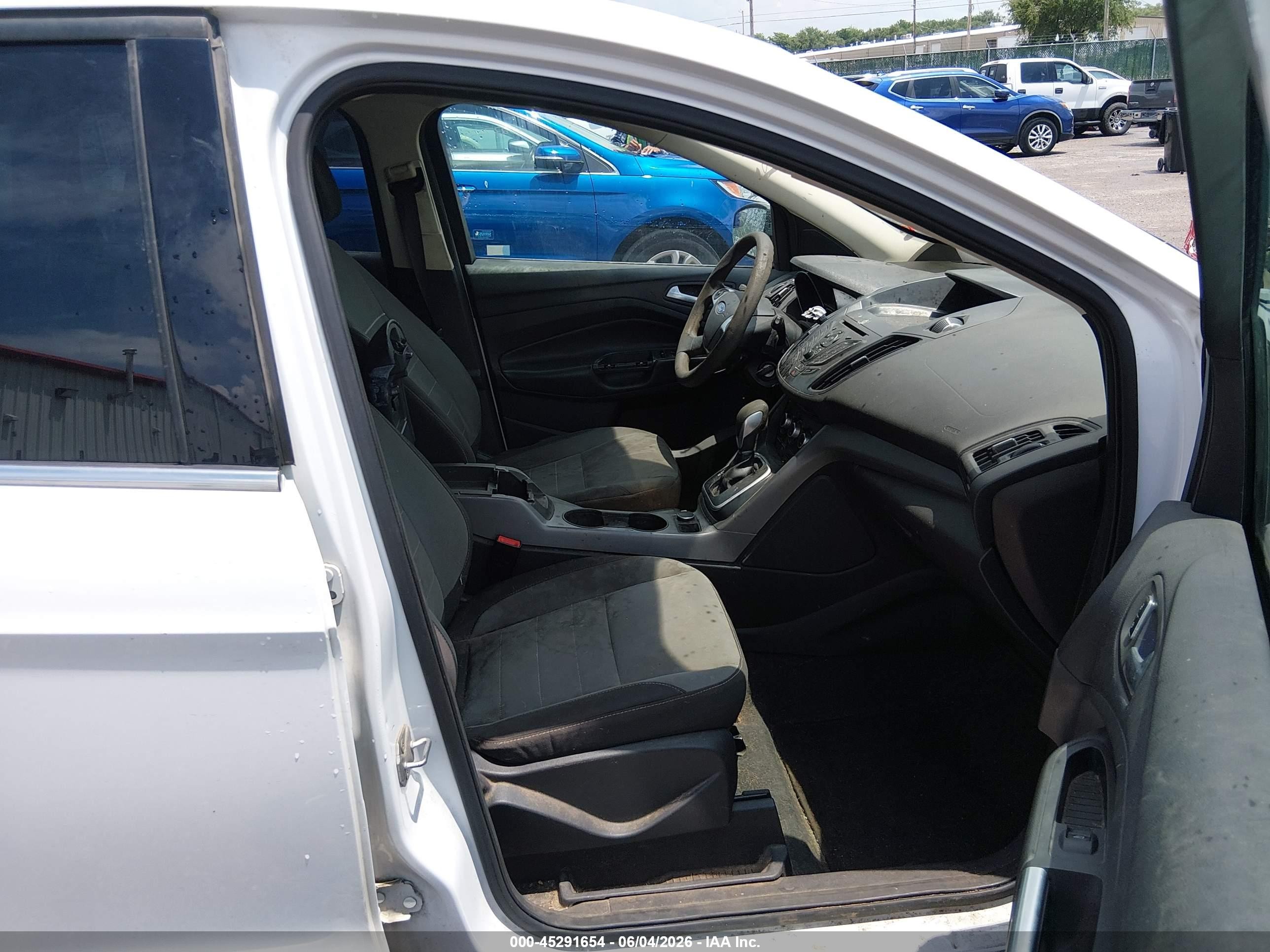 2014 Ford Escape Se White vin: 1FMCU9GX2EUB09466