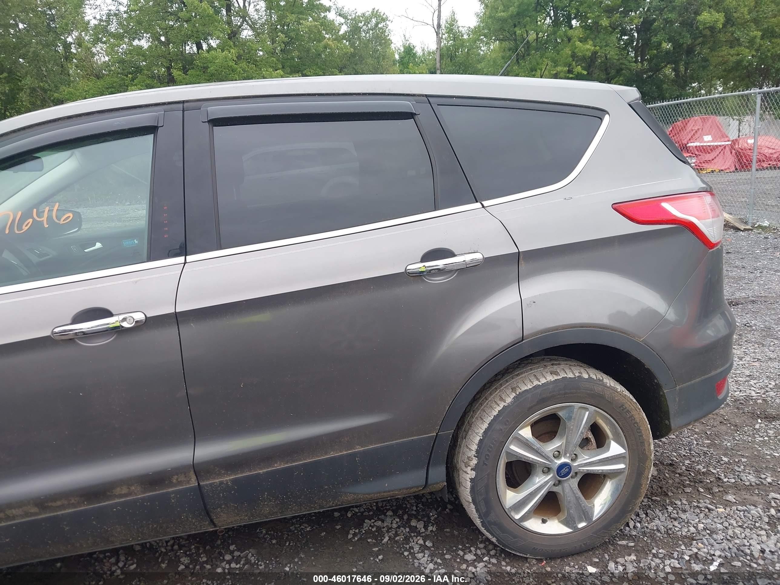 2014 Ford Escape Se Gray vin: 1FMCU9GX2EUC26724