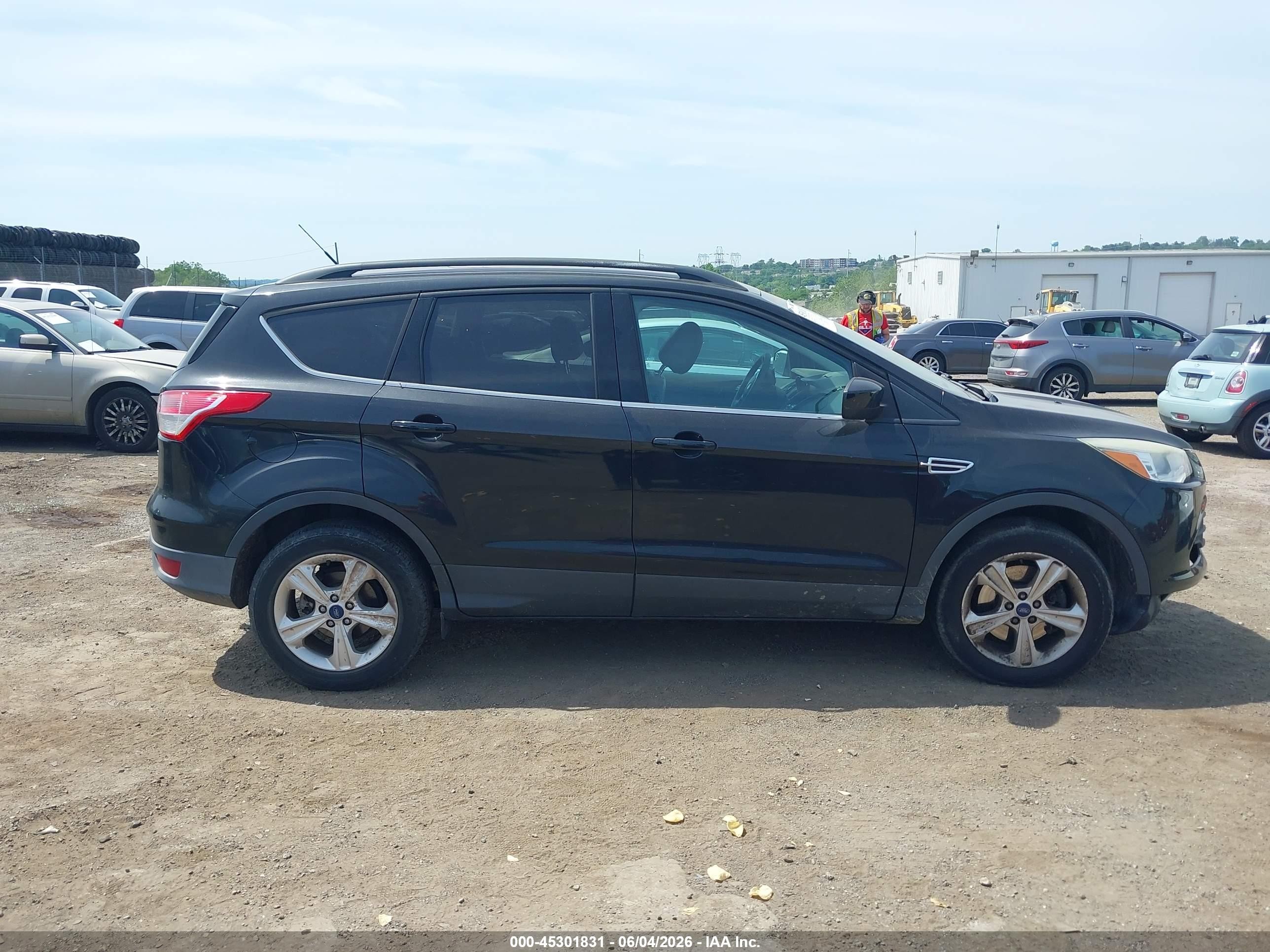 2014 Ford Escape Se Black vin: 1FMCU9GX2EUC63885