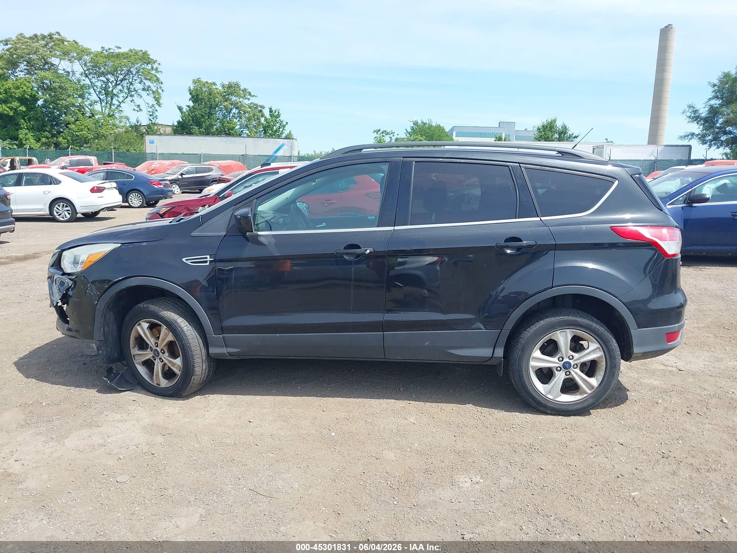 2014 Ford Escape Se Black vin: 1FMCU9GX2EUC63885