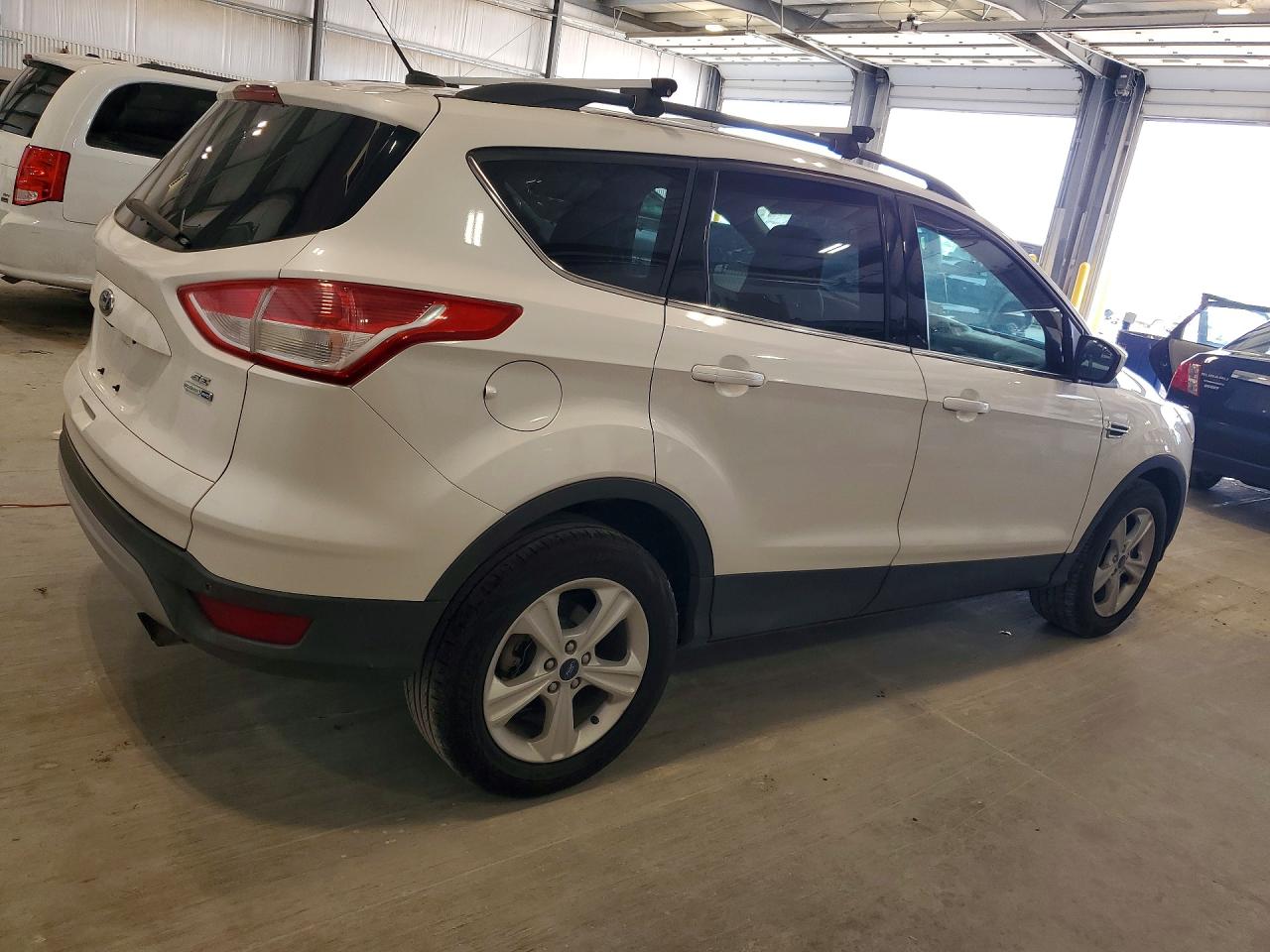 2014 Ford Escape Se White vin: 1FMCU9GX2EUC84803