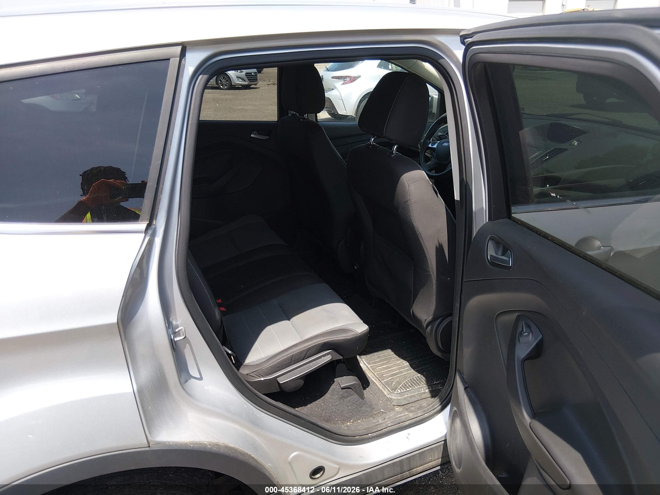 2014 Ford Escape Se Silver vin: 1FMCU9GX2EUD77000