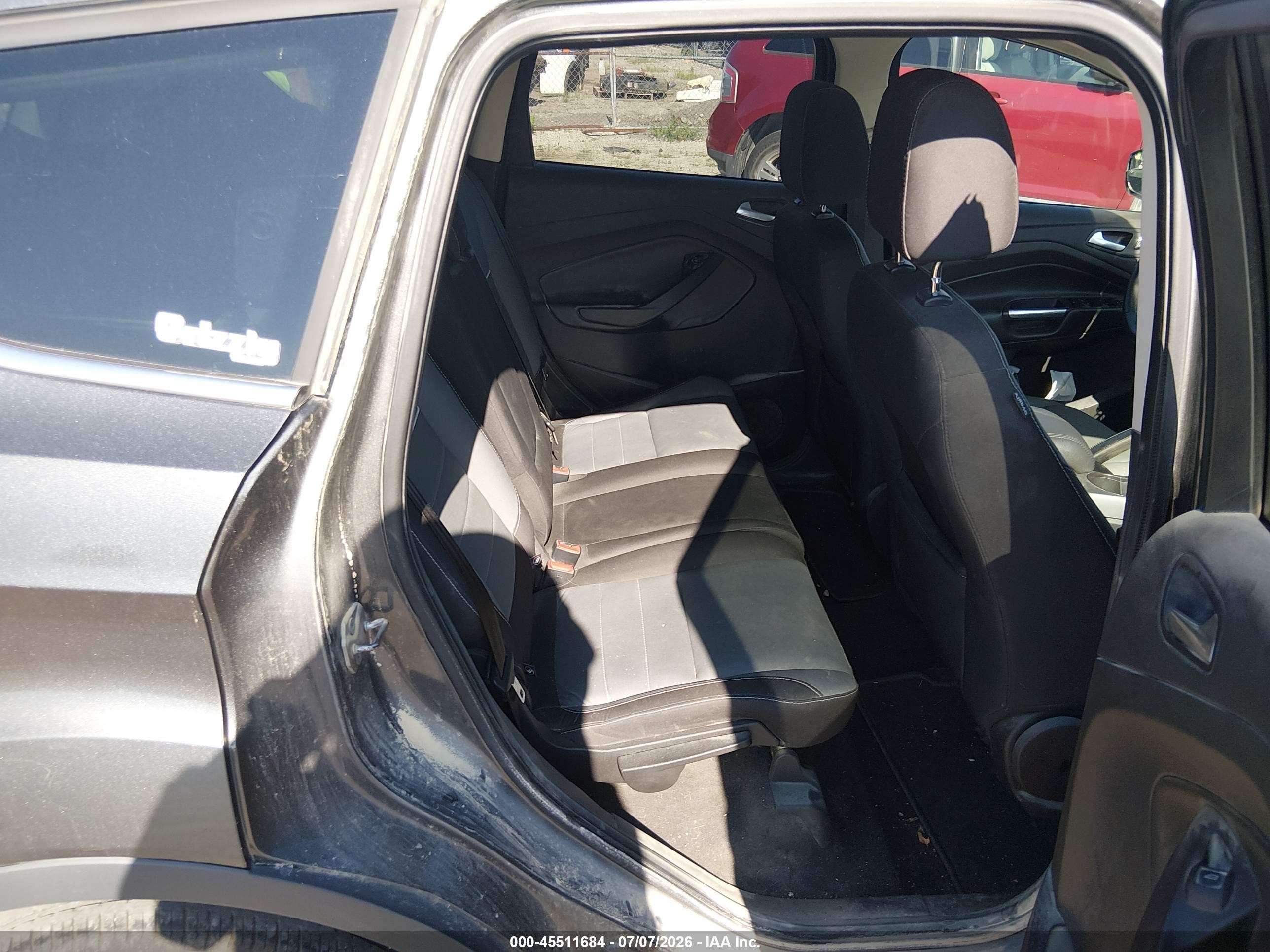 2015 Ford Escape Se Черный vin: 1FMCU9GX2FUA86885