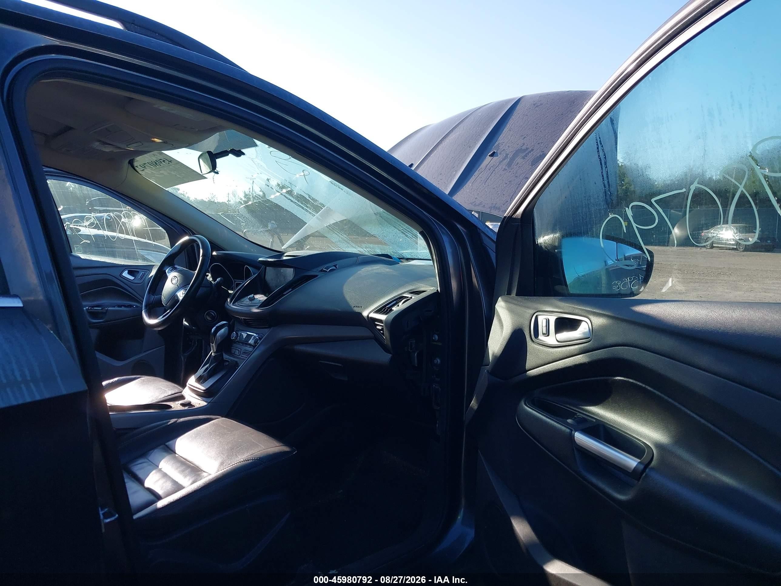 2015 Ford Escape Se Серый vin: 1FMCU9GX2FUA94064