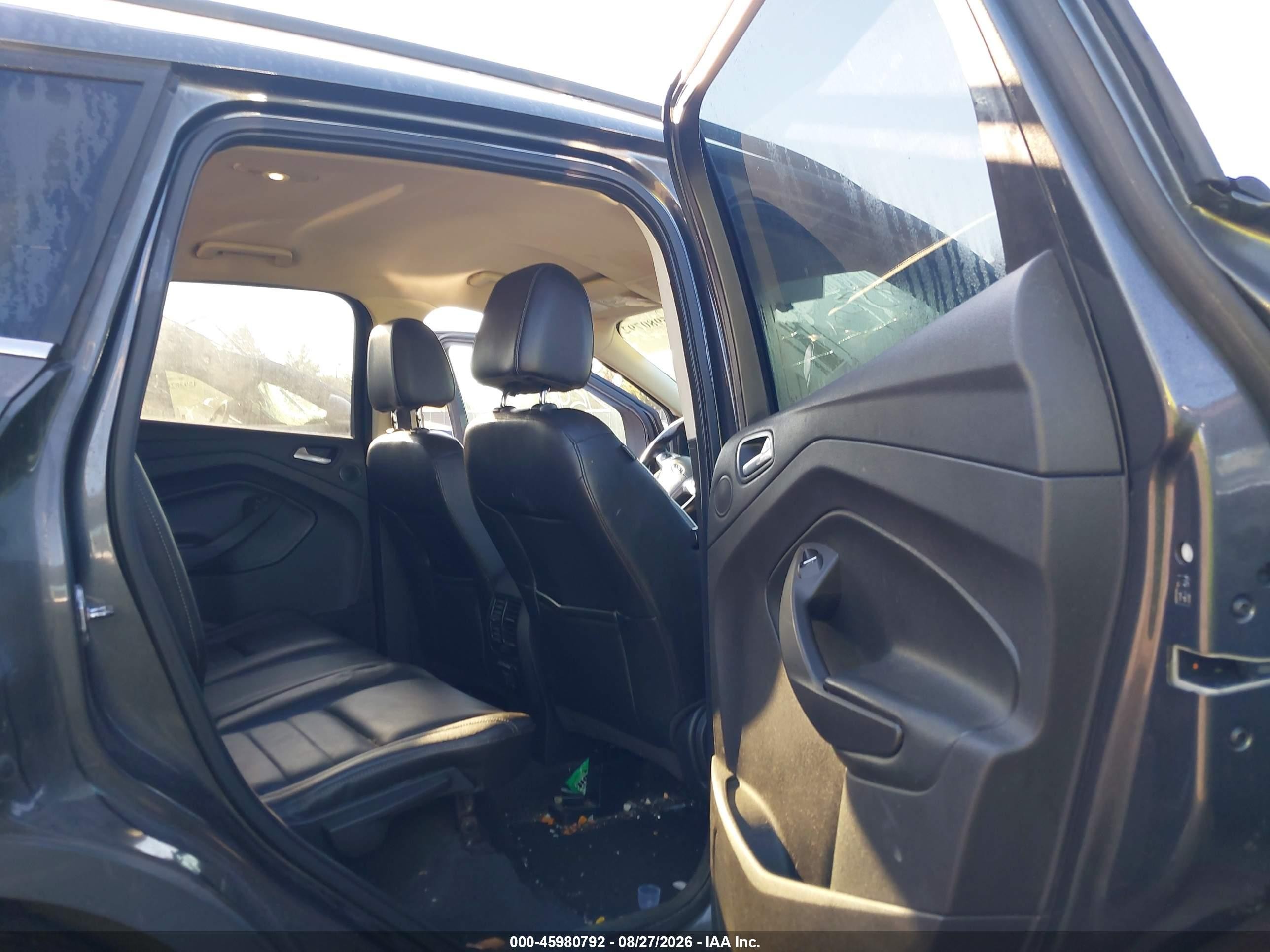 2015 Ford Escape Se Серый vin: 1FMCU9GX2FUA94064