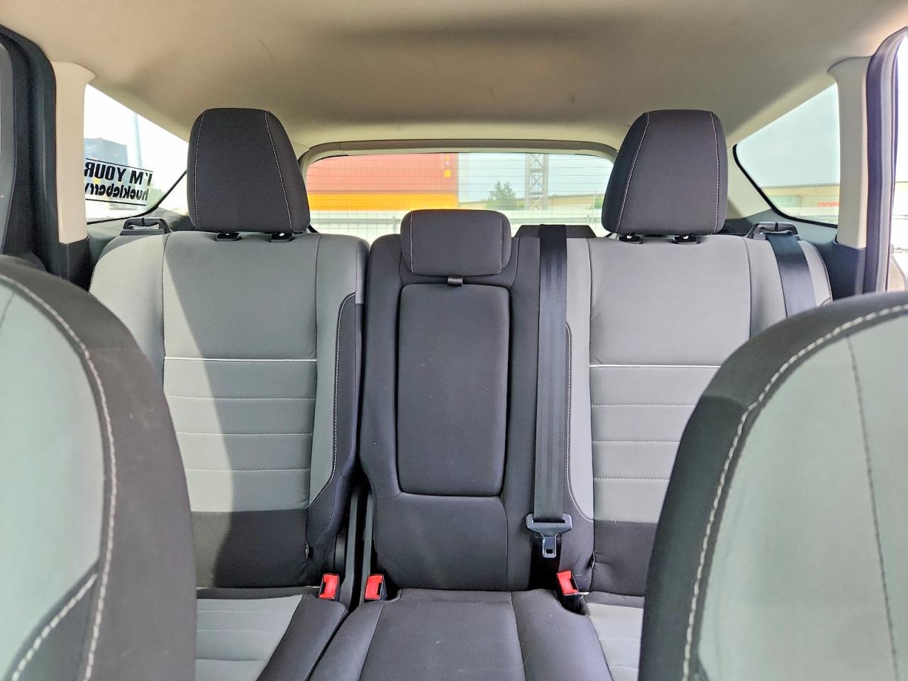 2015 Ford Escape Se Черный vin: 1FMCU9GX2FUA97885