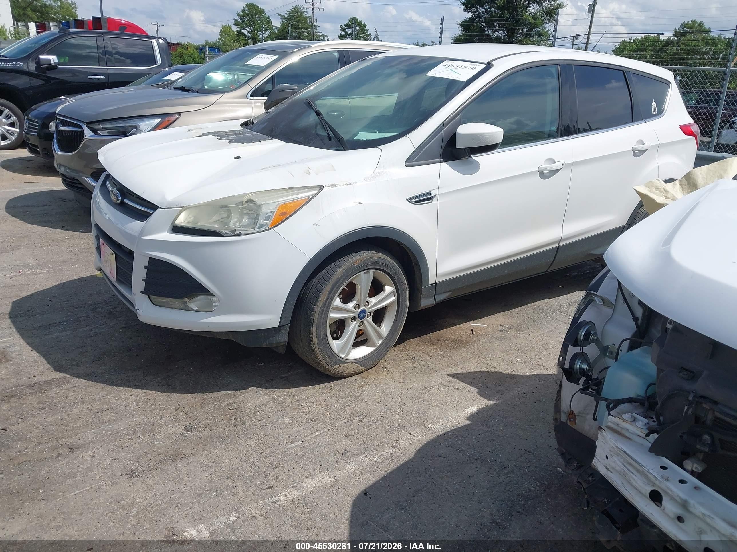 2015 Ford Escape Se White vin: 1FMCU9GX2FUB50178