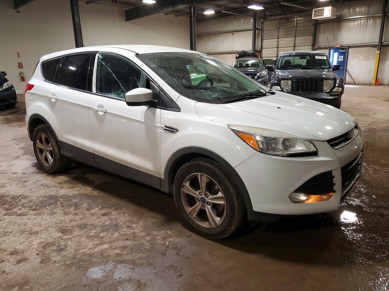 2015 Ford Escape Se White vin: 1FMCU9GX2FUC10153