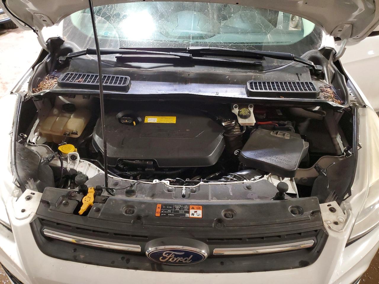2015 Ford Escape Se White vin: 1FMCU9GX2FUC10153