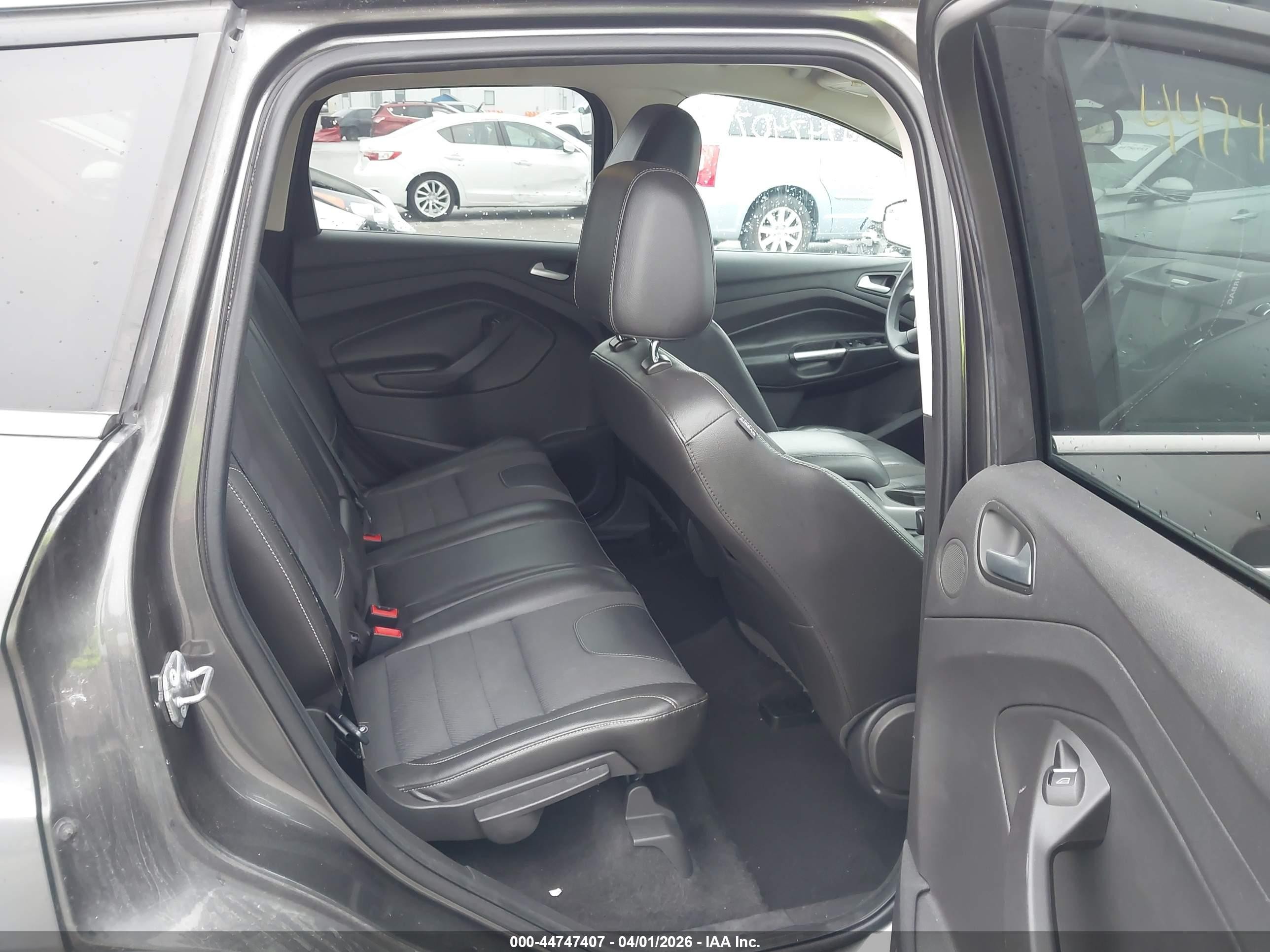 2015 Ford Escape Se Gray vin: 1FMCU9GX2FUC88495