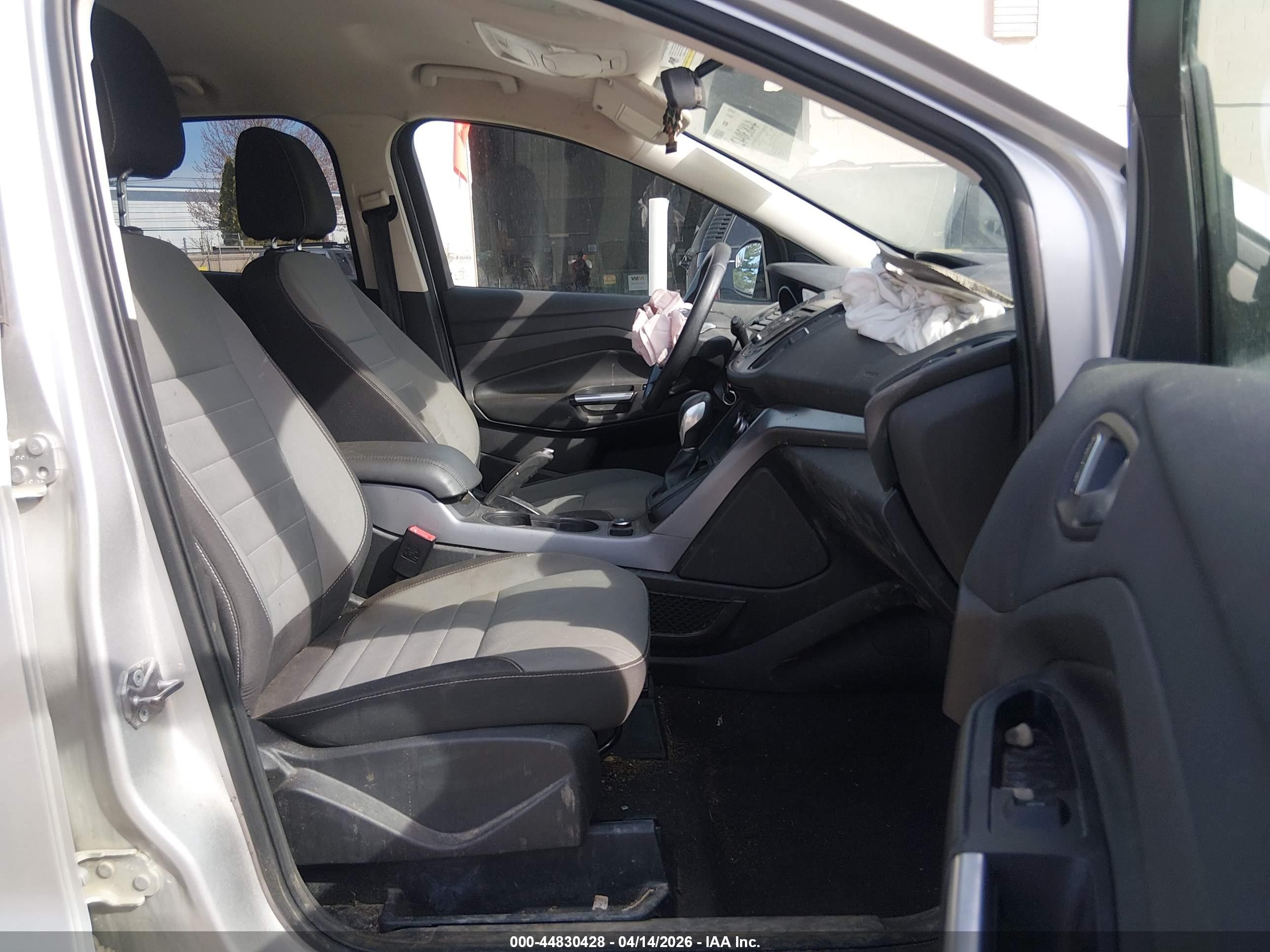 2016 Ford Escape Se Silver vin: 1FMCU9GX2GUA16353