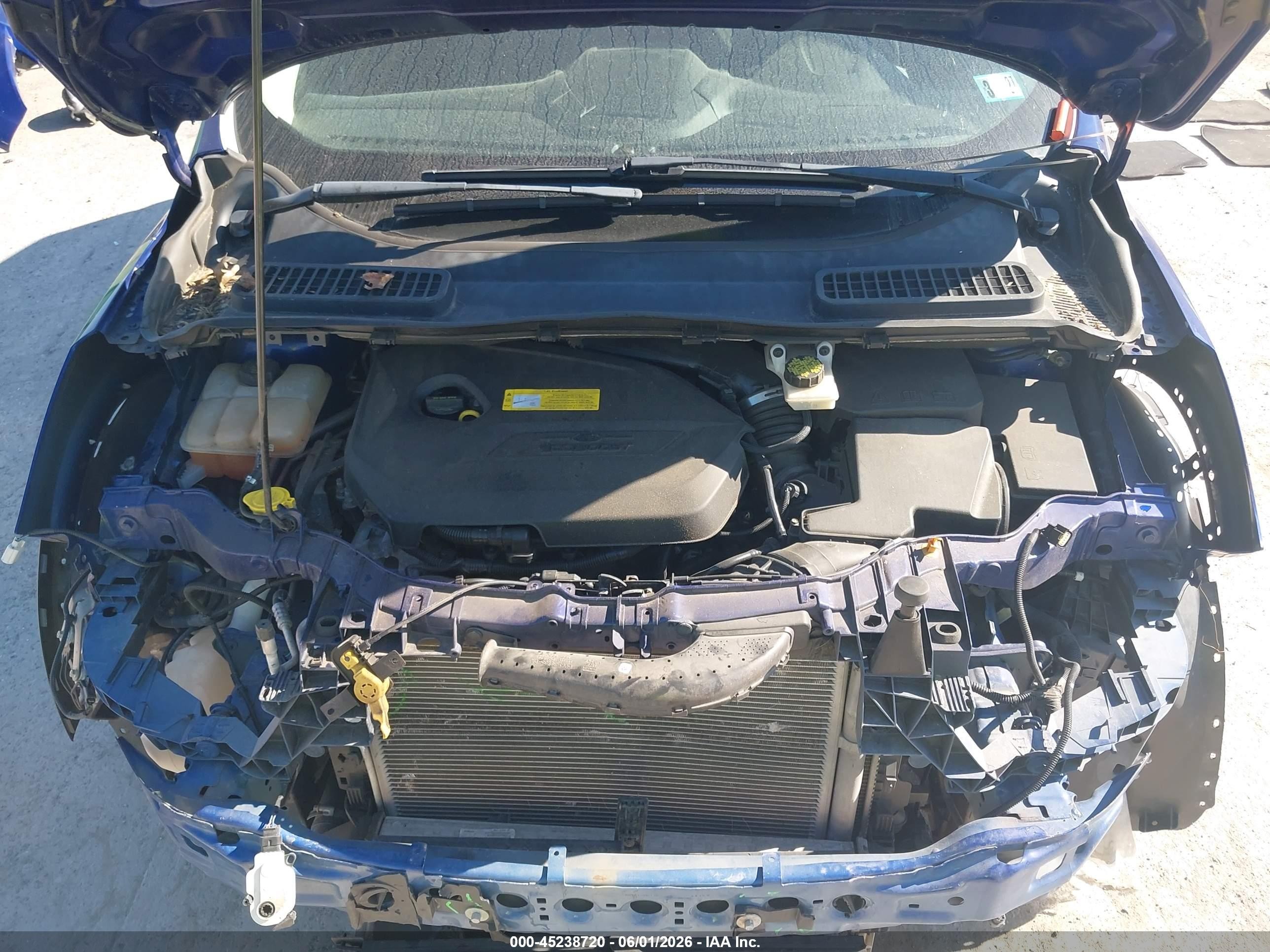 2016 Ford Escape Se Синий vin: 1FMCU9GX2GUC29903