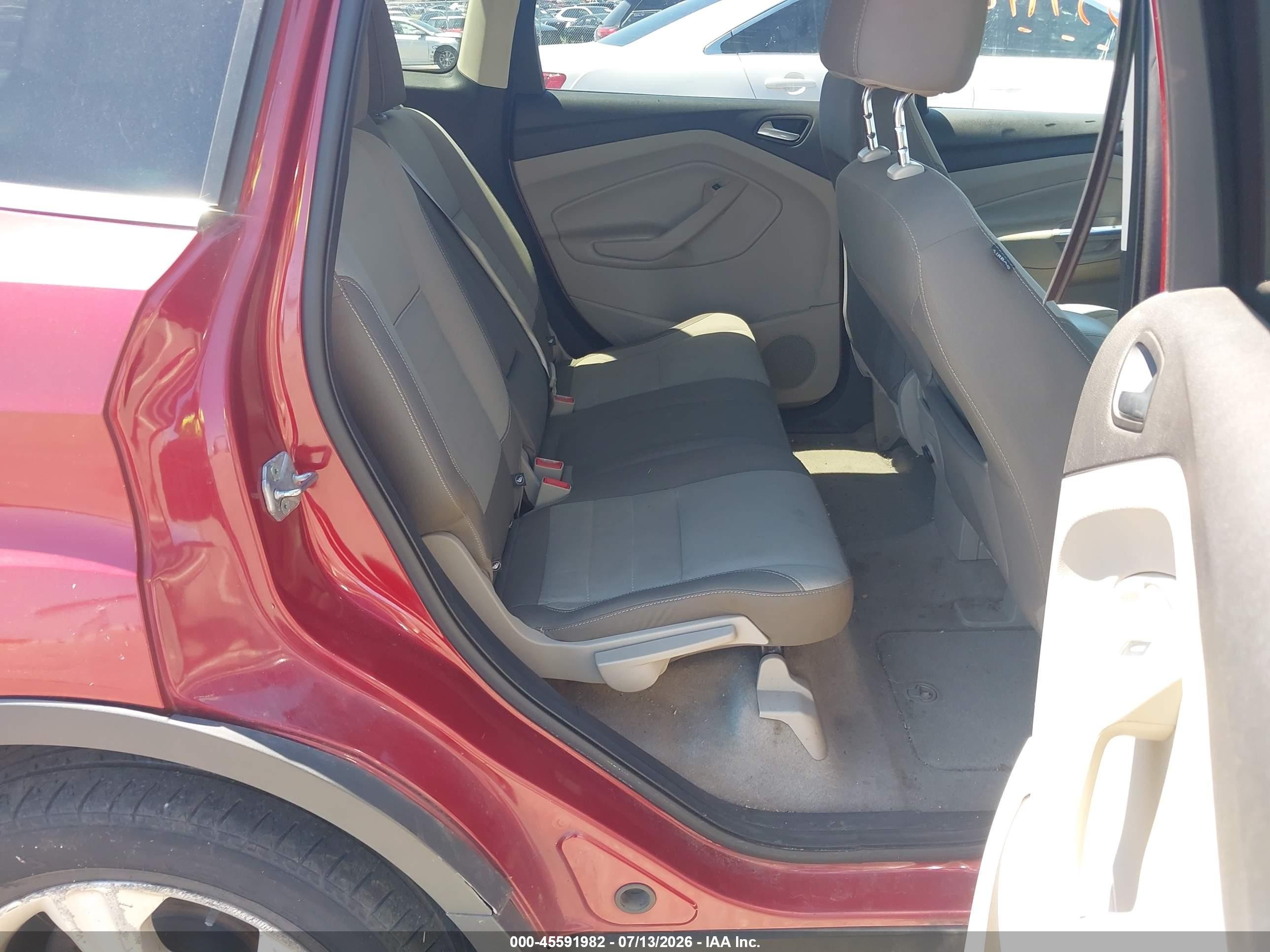 2013 Ford Escape Se Red vin: 1FMCU9GX3DUB40000