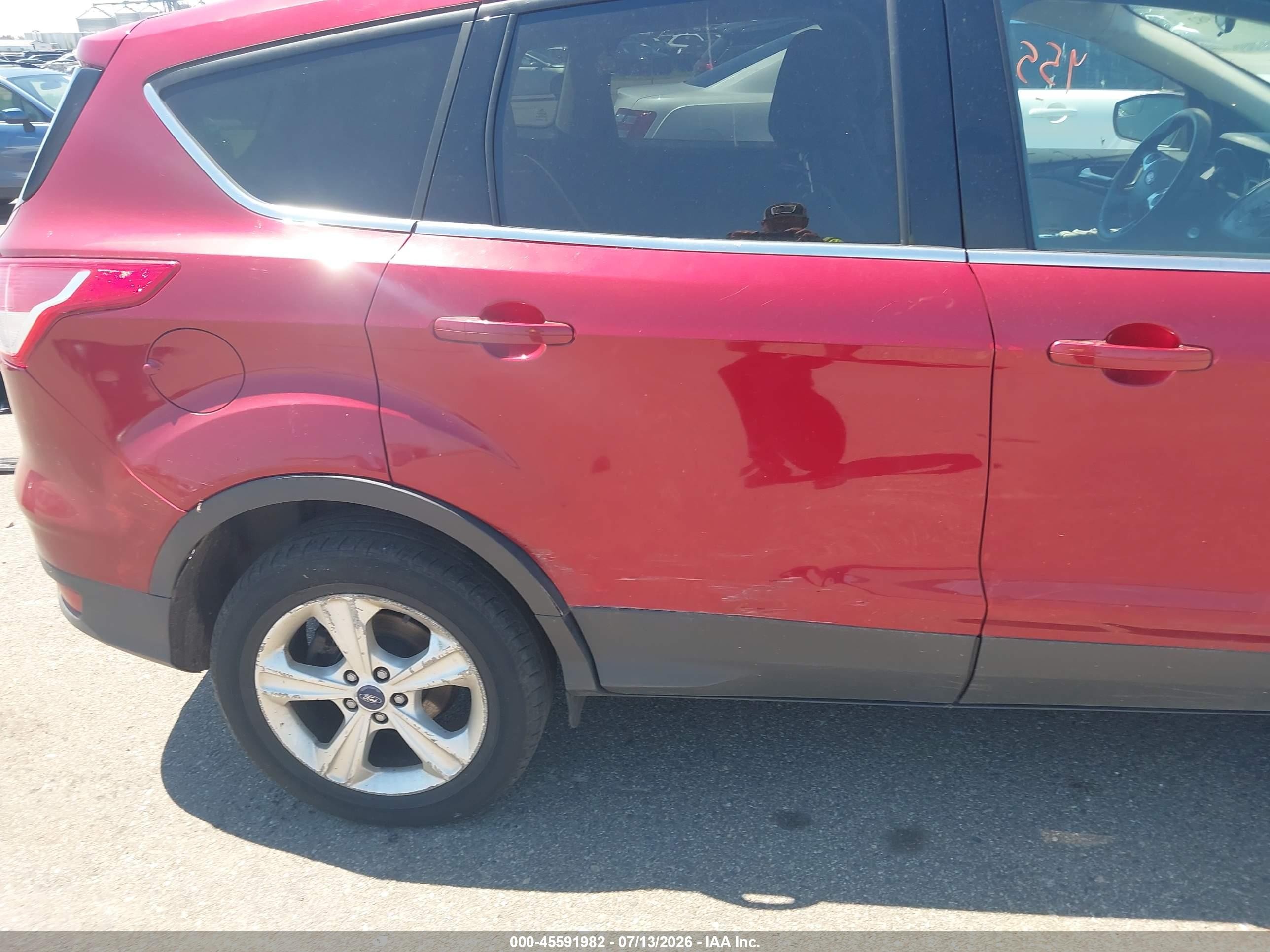 2013 Ford Escape Se Red vin: 1FMCU9GX3DUB40000
