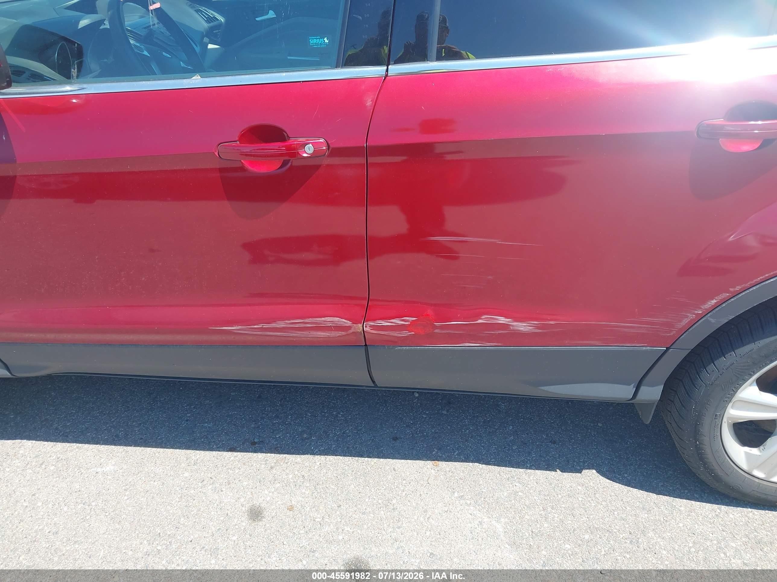 2013 Ford Escape Se Red vin: 1FMCU9GX3DUB40000