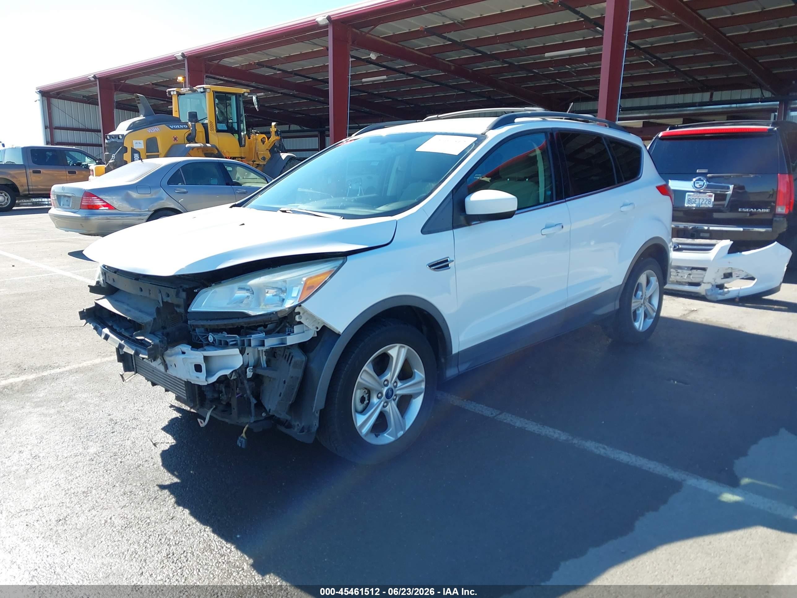 2013 Ford Escape Se Белый vin: 1FMCU9GX3DUC70780