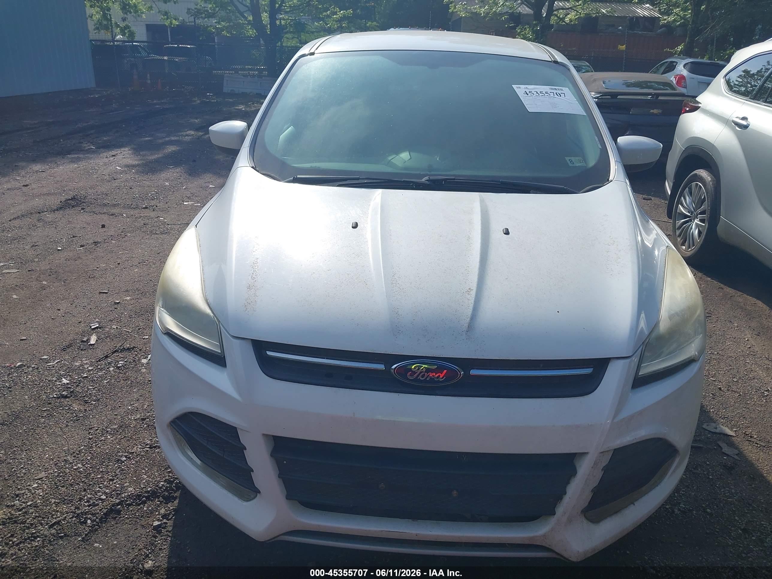 2014 Ford Escape Se White vin: 1FMCU9GX3EUA54008