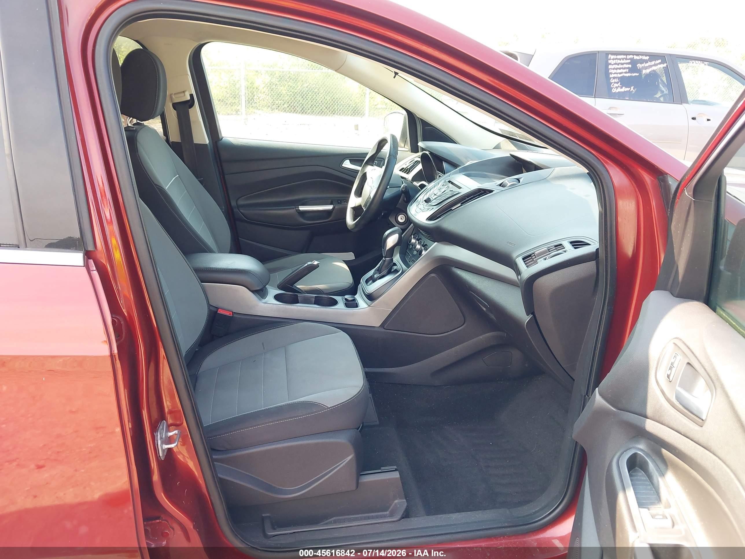2014 Ford Escape Se Оранжевый vin: 1FMCU9GX3EUB25241