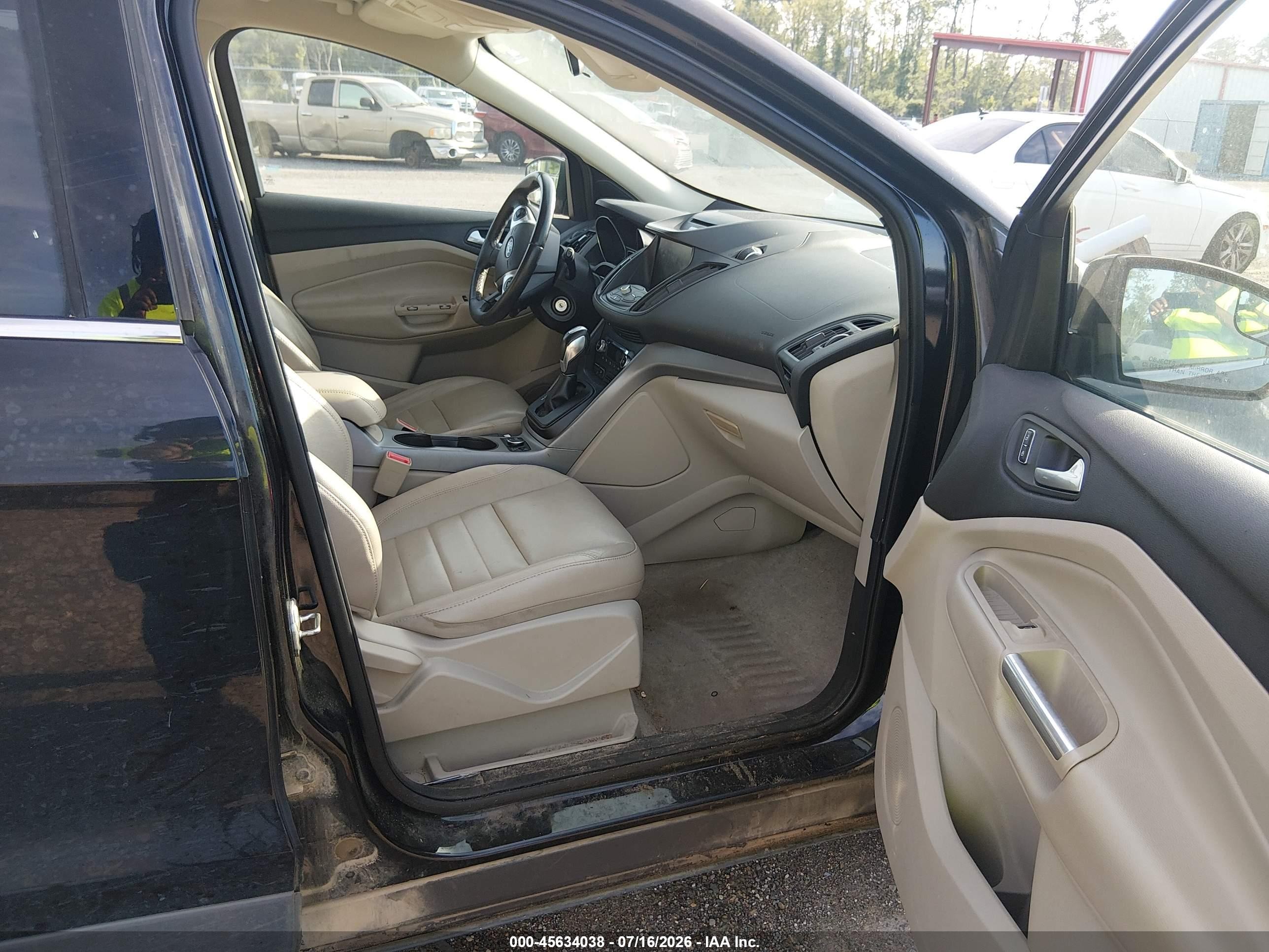 2014 Ford Escape Se Черный vin: 1FMCU9GX3EUD37914