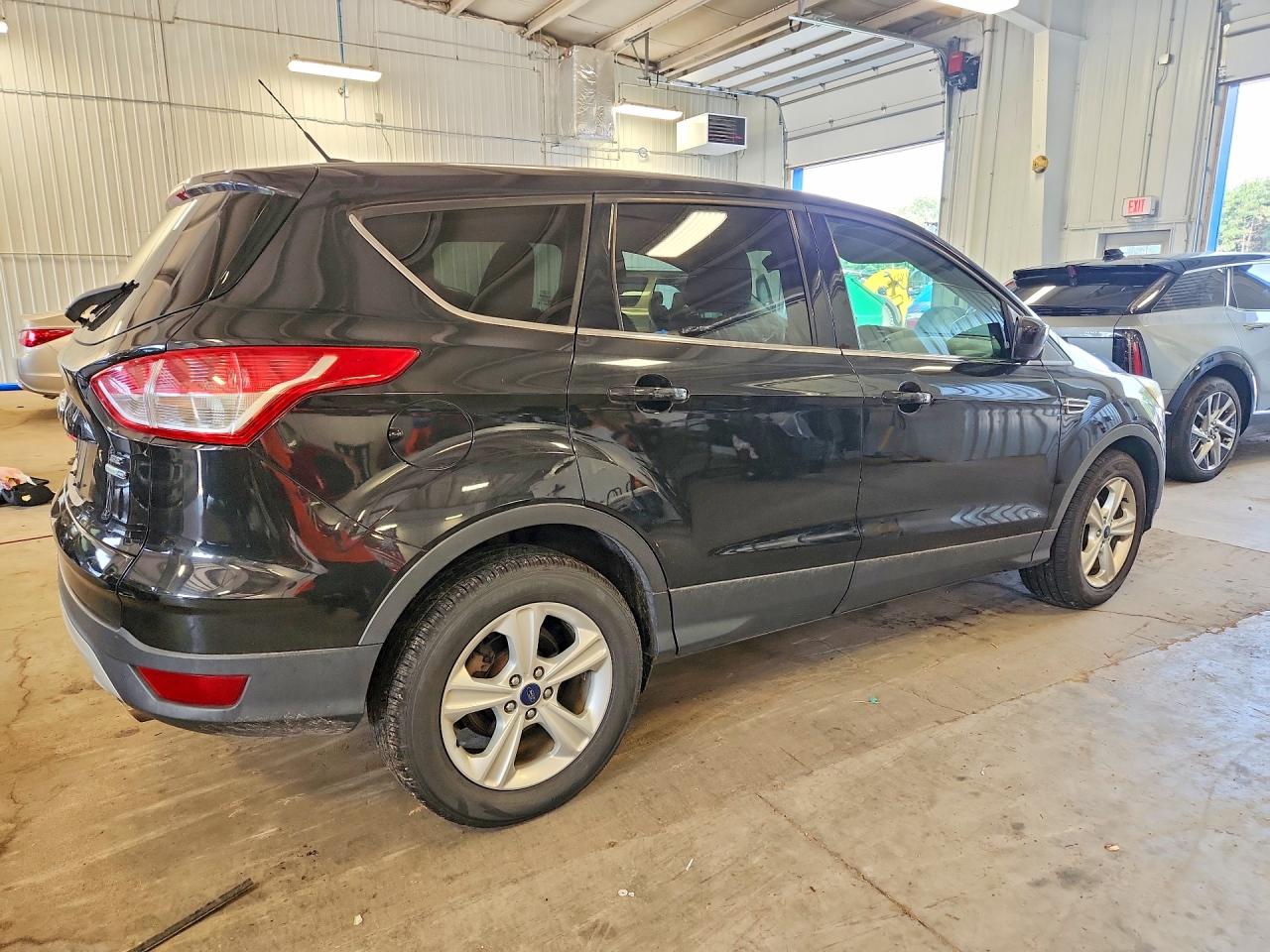 2014 Ford Escape Se Черный vin: 1FMCU9GX3EUD65860