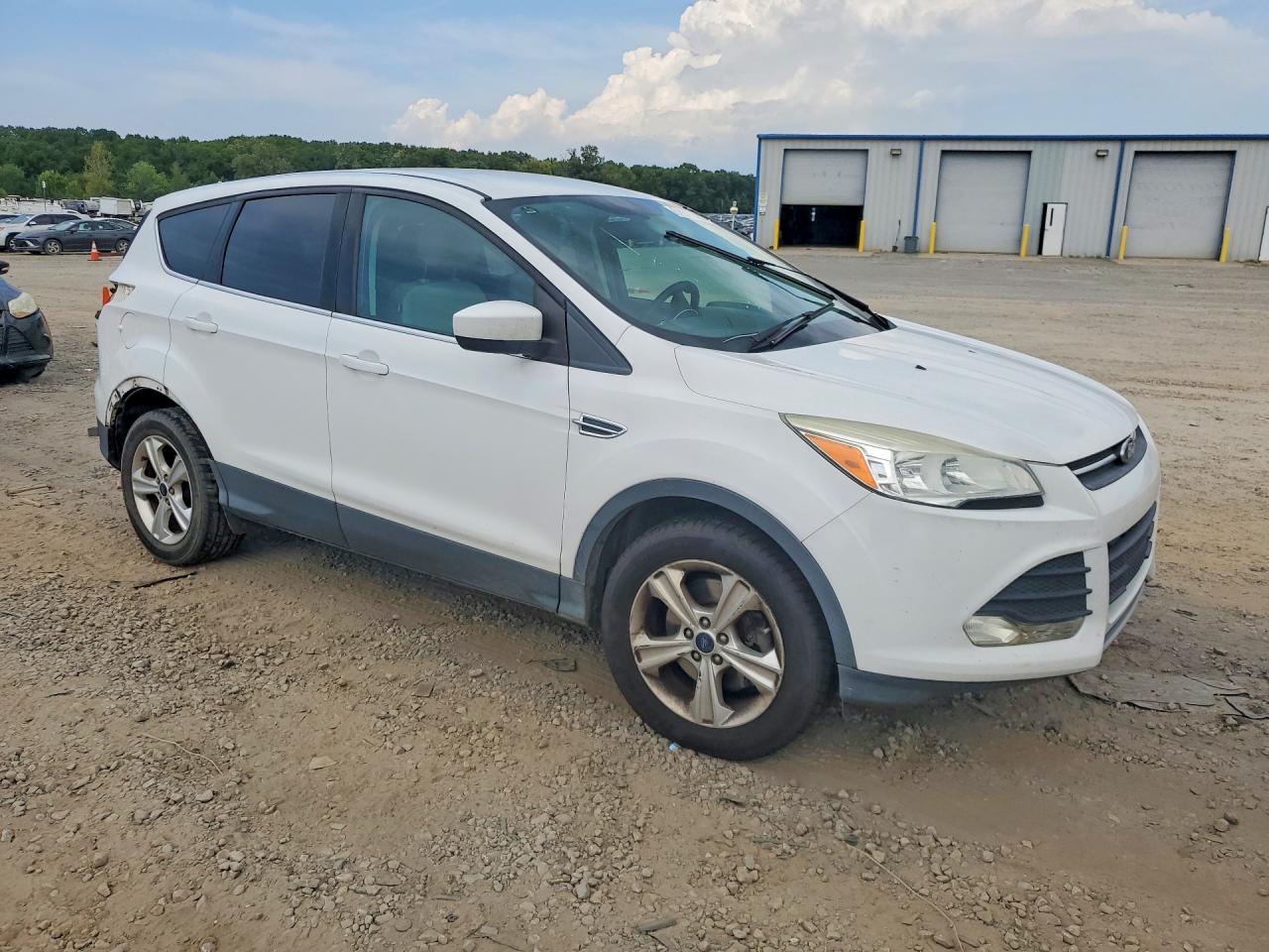 2014 Ford Escape Se Белый vin: 1FMCU9GX3EUD81198
