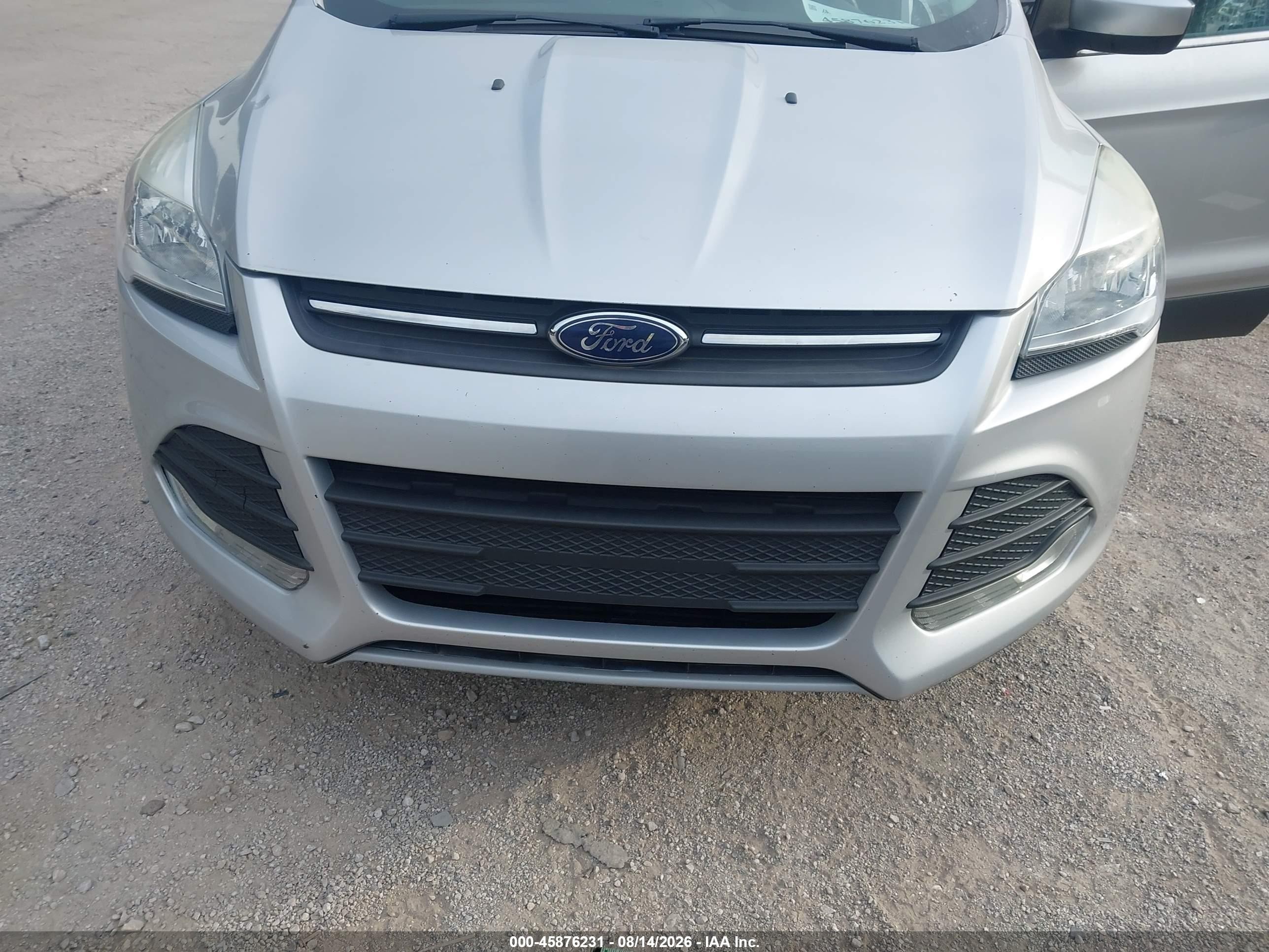 2015 Ford Escape Se Серебряный vin: 1FMCU9GX3FUA42572