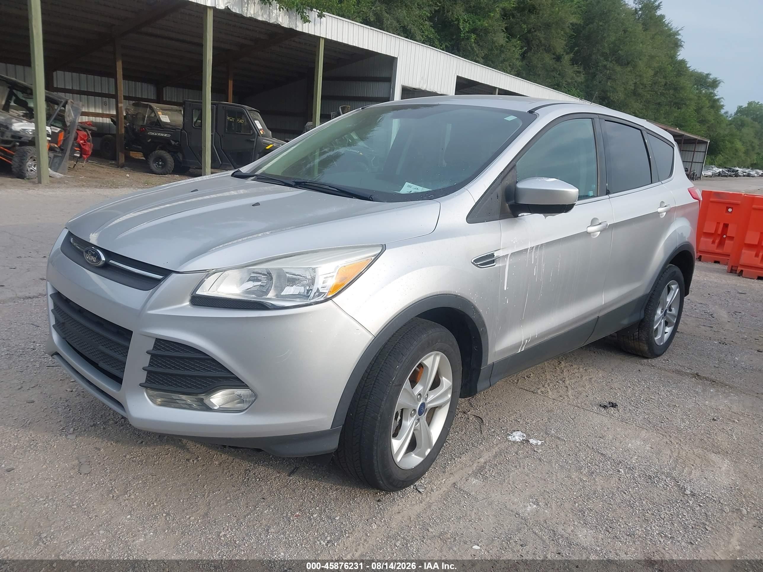 2015 Ford Escape Se Серебряный vin: 1FMCU9GX3FUA42572